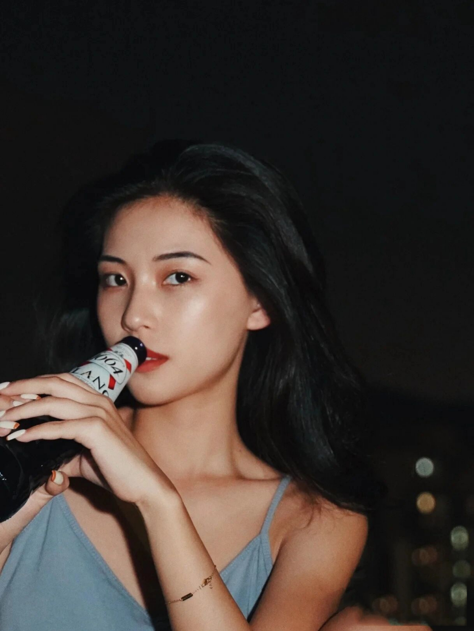 喝酒系列头像98 宝子们拿拿拿