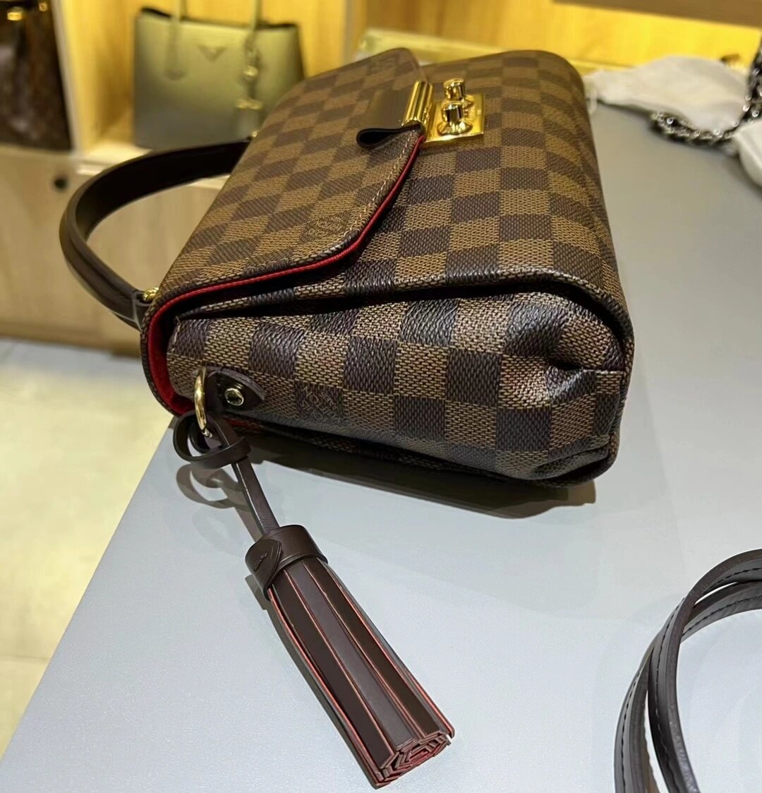 lv棕棋盘格croisette流苏邮差