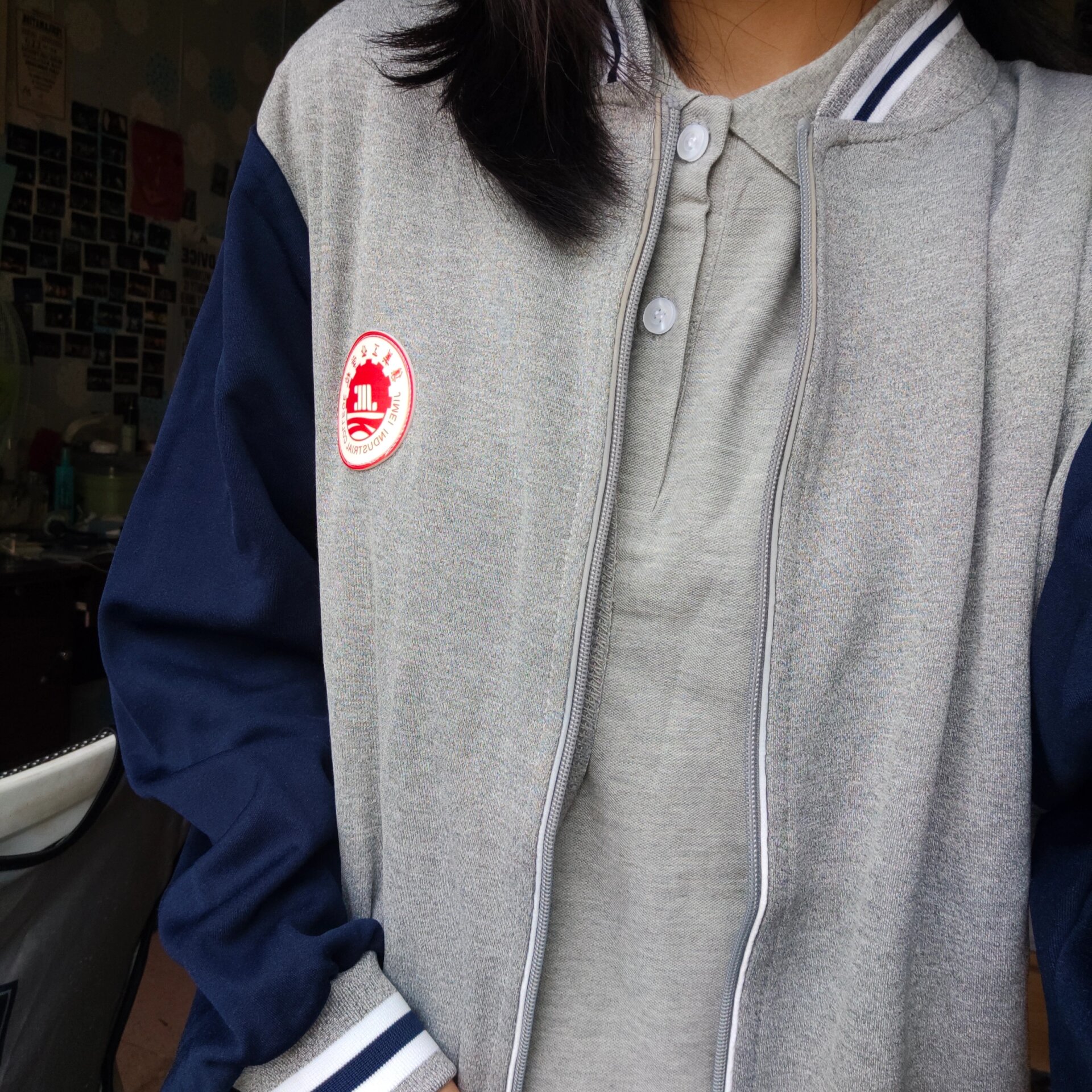 厦门校服 灰色校服简直就是我心中整个厦门的top1 女高清纯感直接拉满