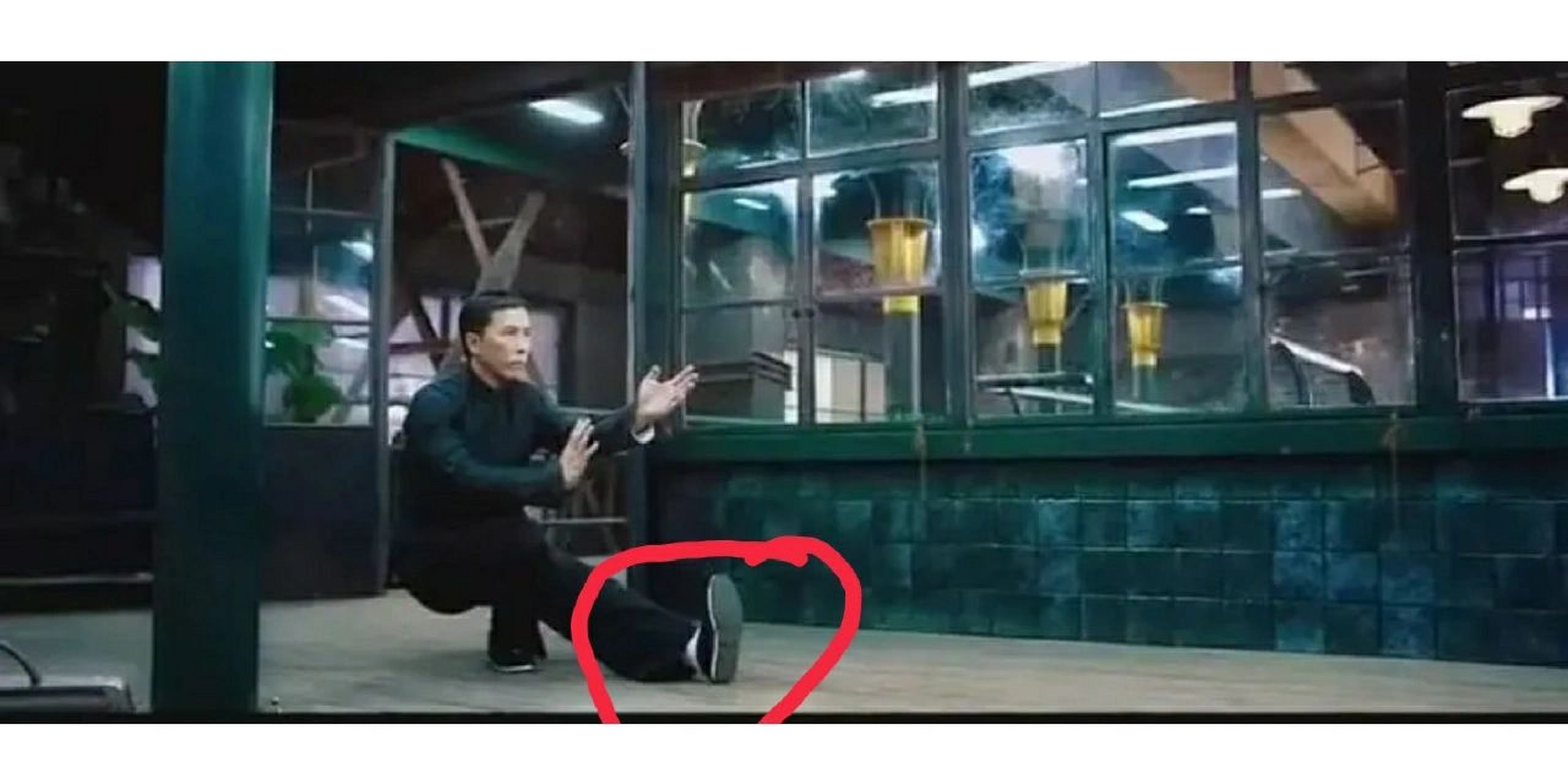 叶问蹲,多数人都做错了 最近刷到好多挑战叶问蹲的笔记,基本上没几个