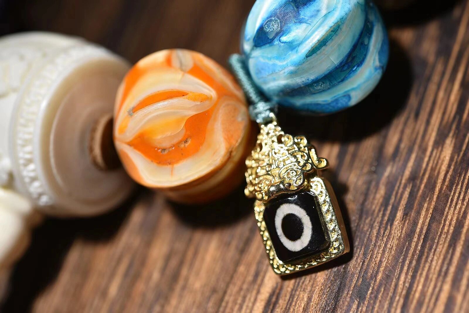 鹤天珠——菱形手串—— 鹤天珠——菱形手串——远古动物牙齿化石