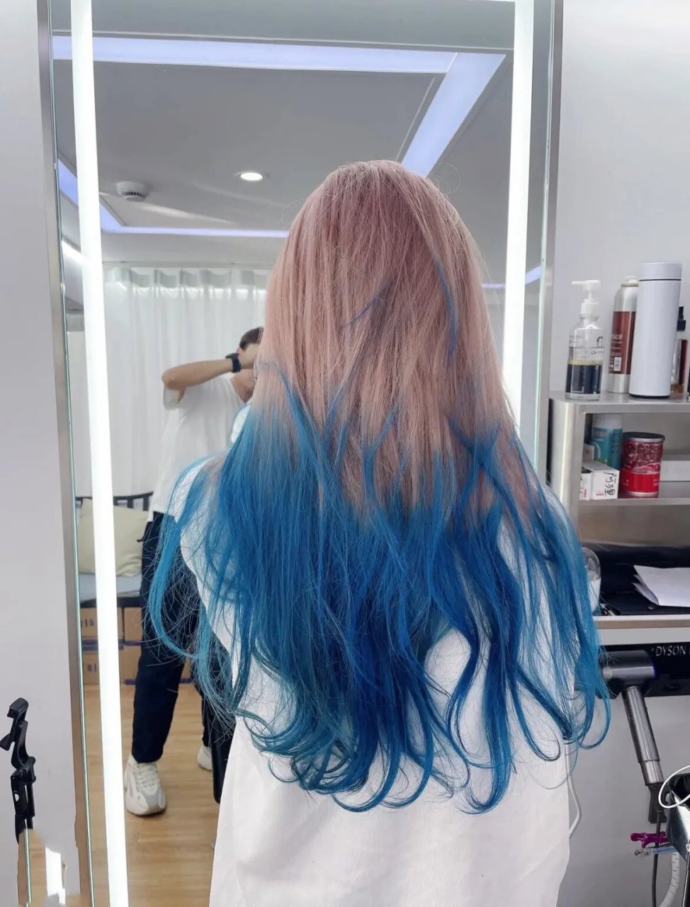 粉蓝灰渐变发色,仙气满满 昆明染发9797 双色染发反渐变染发显