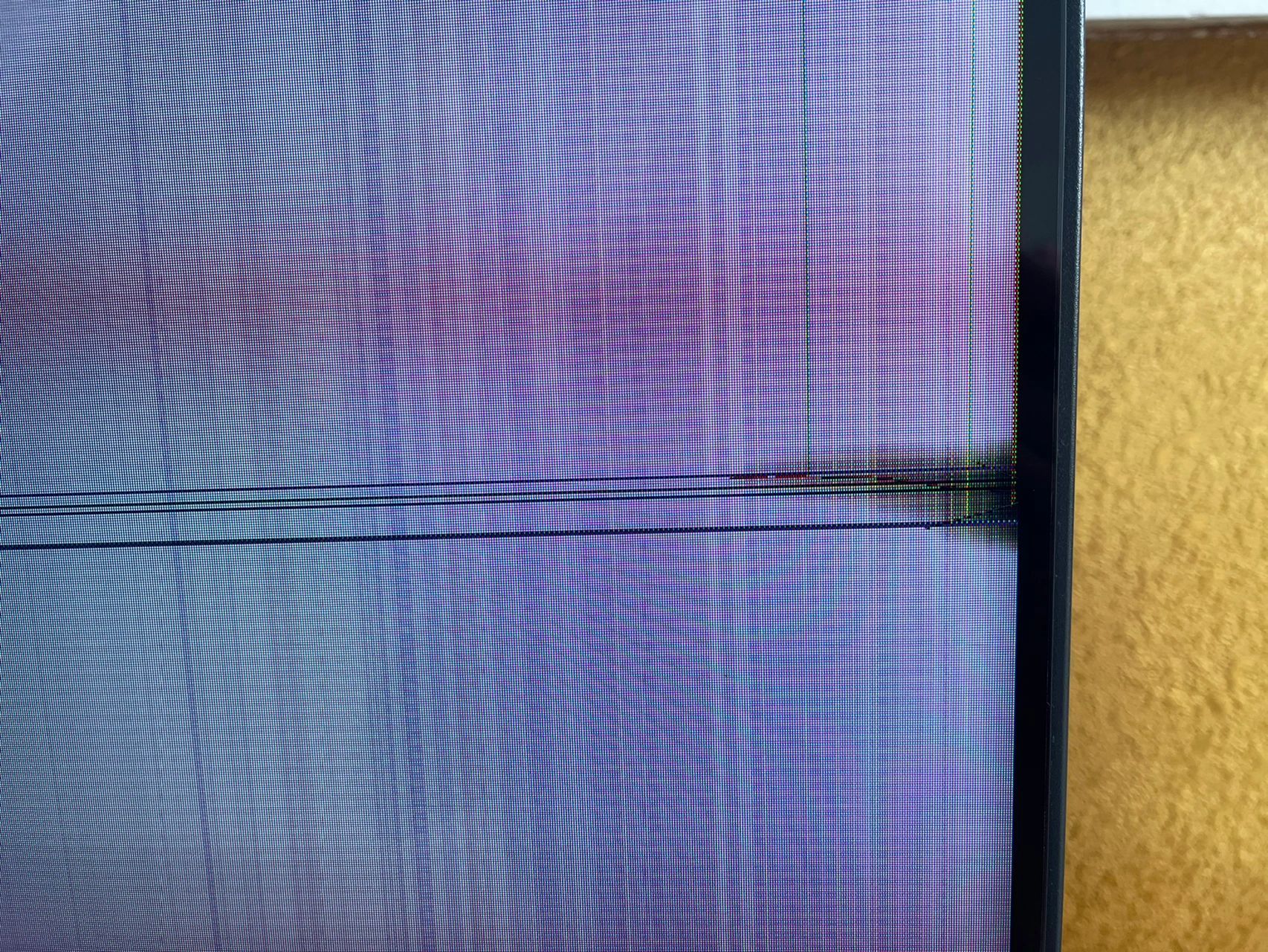 海信电视花屏 (二) 我投诉那会刚好碰到周末,我一直以为师傅把我发给