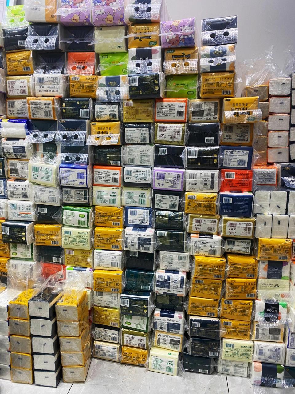 那么,地摊纸巾批发在哪里进货便宜?