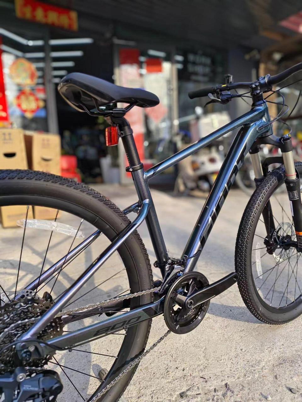 捷安特 giant xtc800 气辉色实拍,实拍颜色真的很好看 .