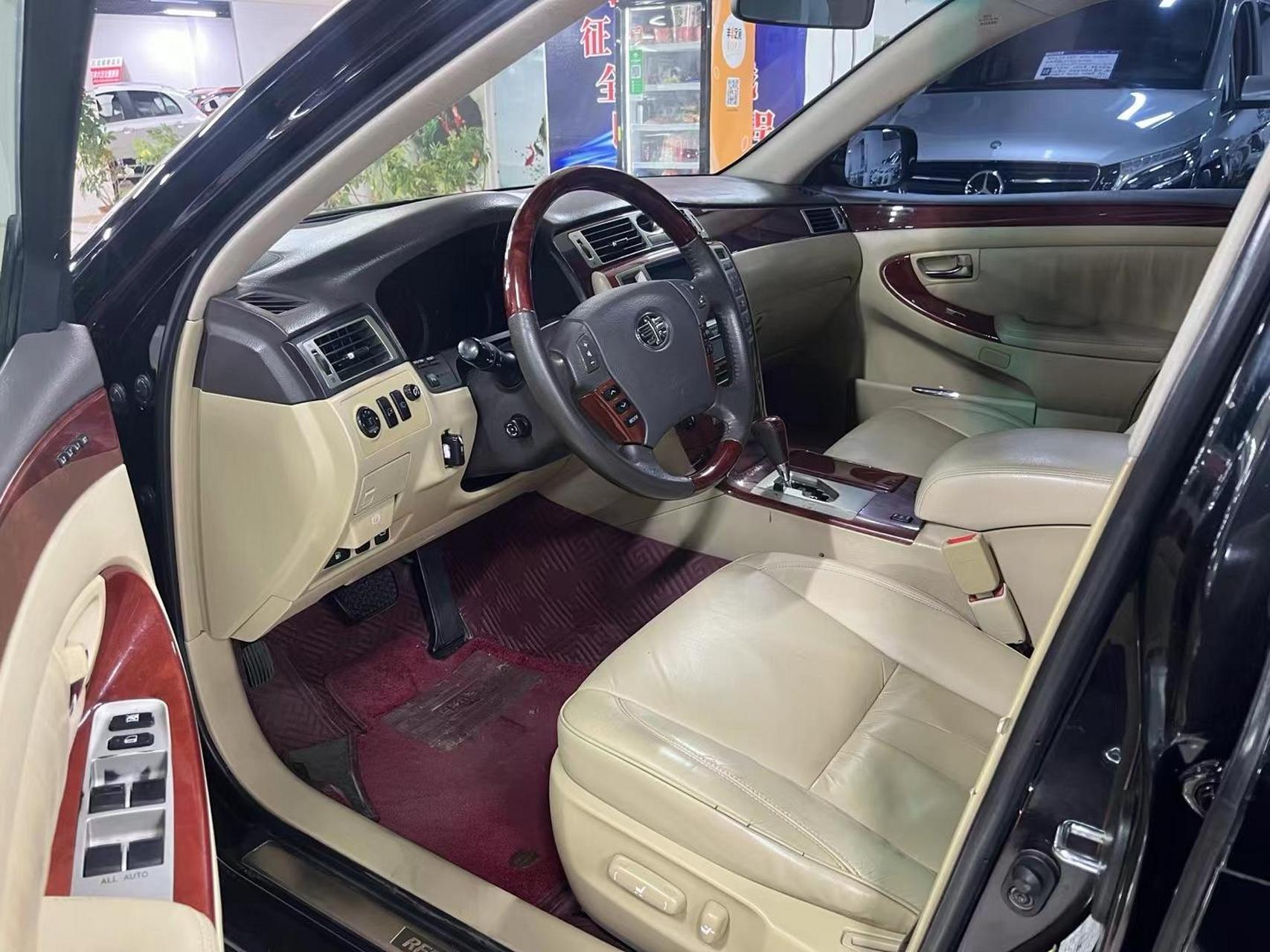 68万!新到08年红旗hq300!自动挡3.0!长春一手!大部分原漆!抬头显示!