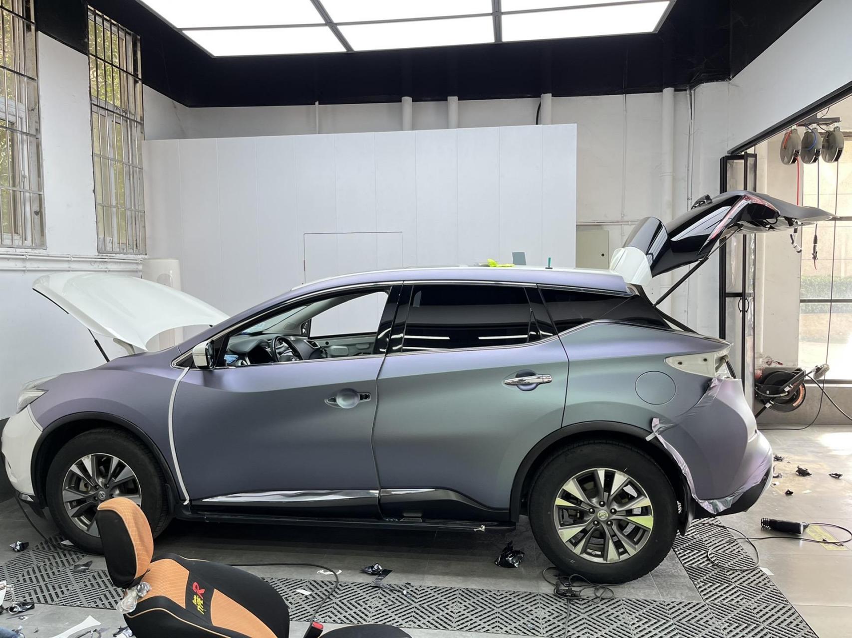 日产楼兰白色改卡普里灰紫.