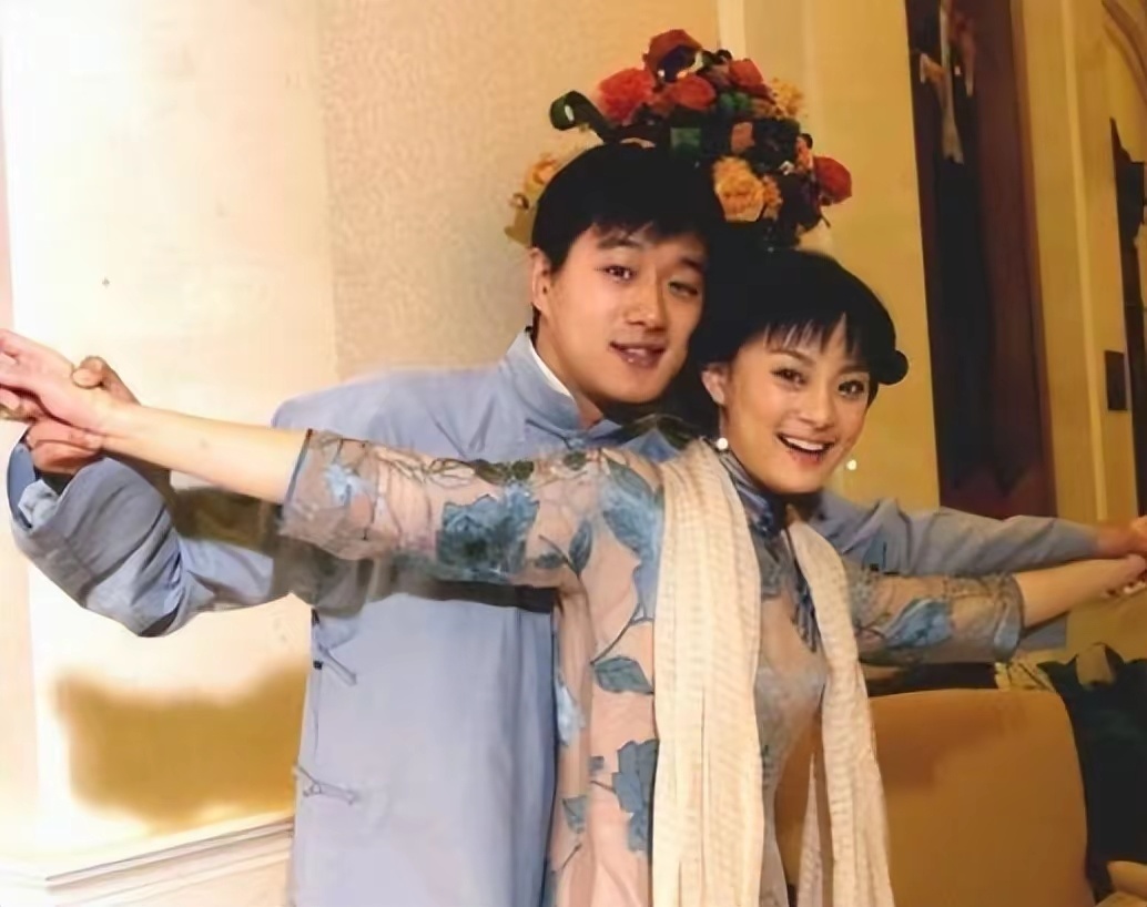 佟大为在邓超孙俪婚礼上把自己灌醉了