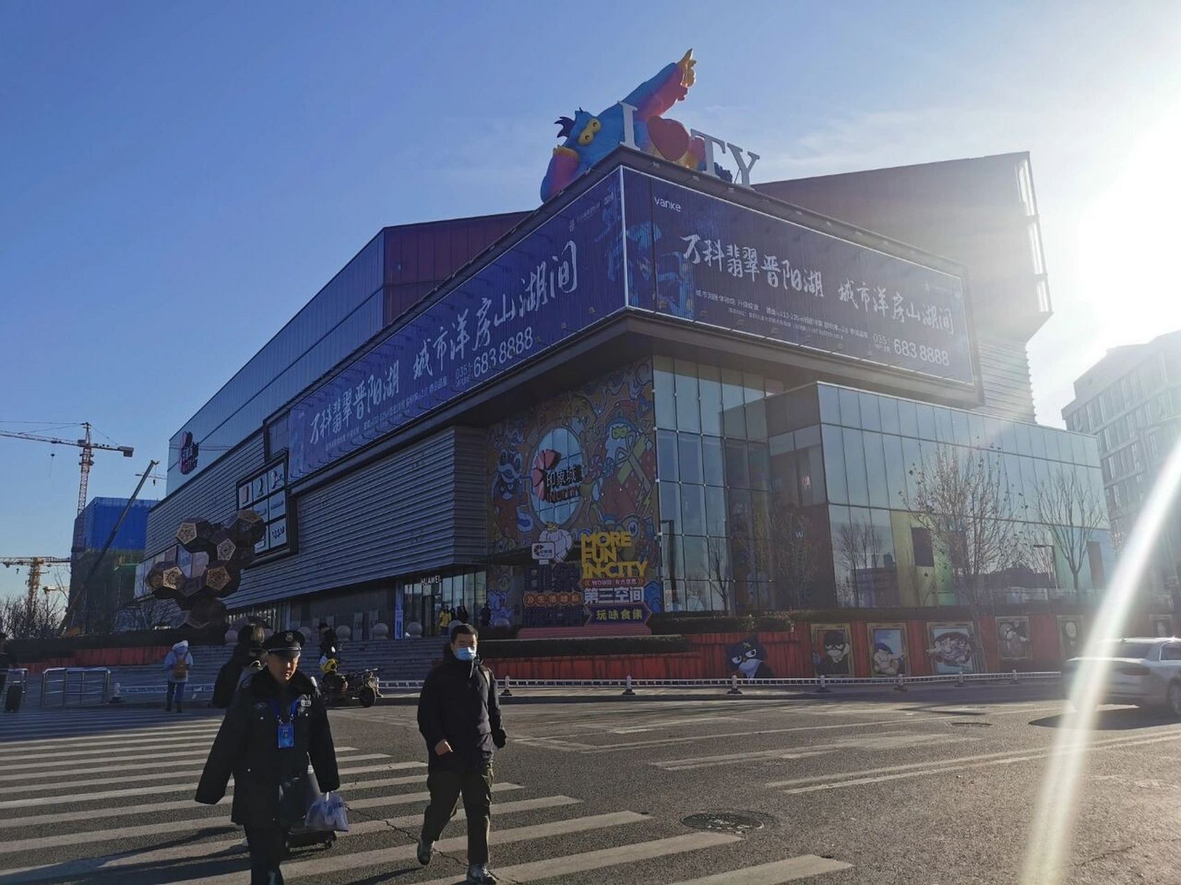 高铁中转的社区级商场—太原印象城 第一次去 还是在榆次,那时 还有