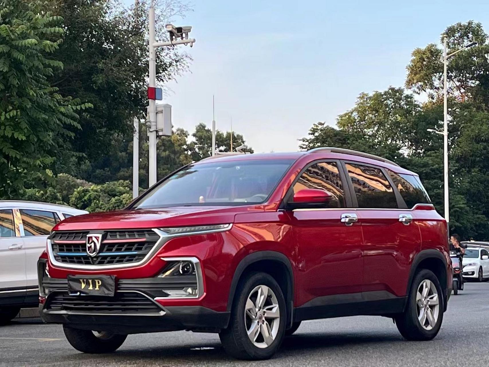 2018年宝骏530豪华版 排量:1.