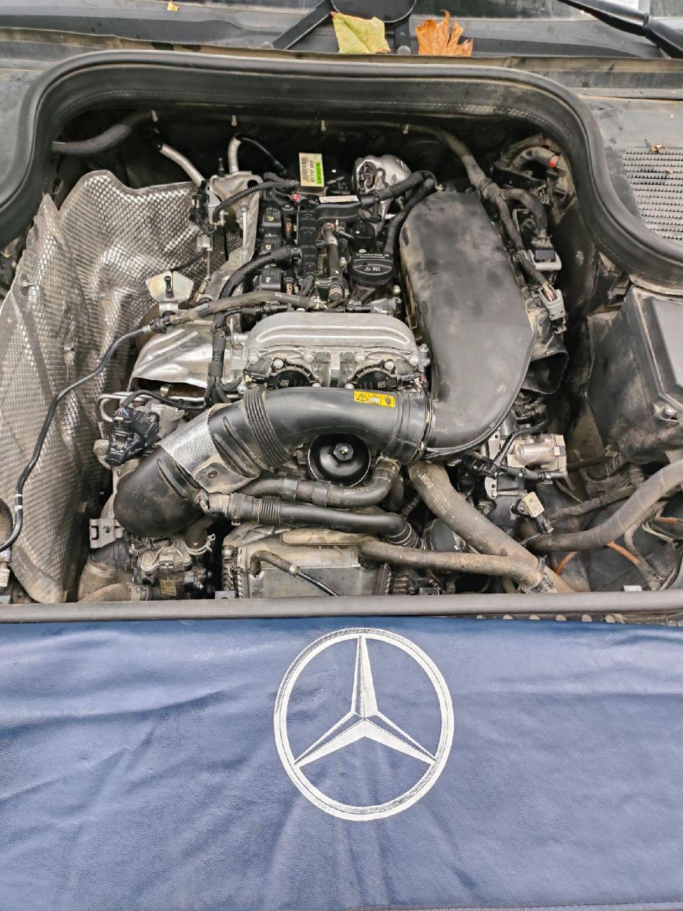 奔驰m264发动机死亡故障代码 仪表黄色发动机故障灯点亮,伴随发动机