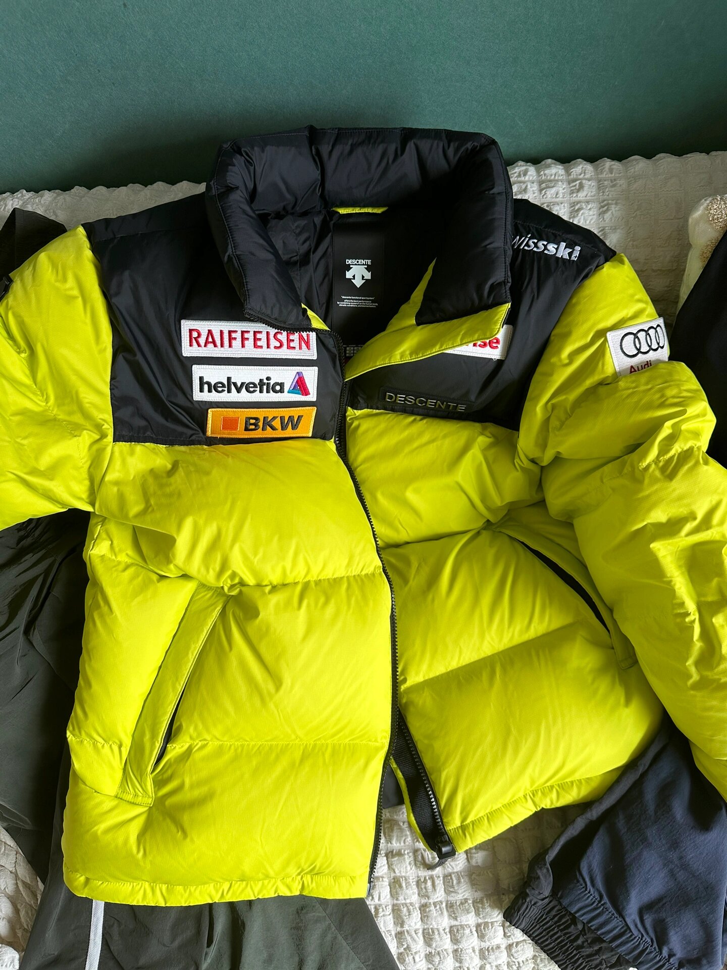 出售迪桑特羽绒服 desce.@扒拉拉香蕉派的动态