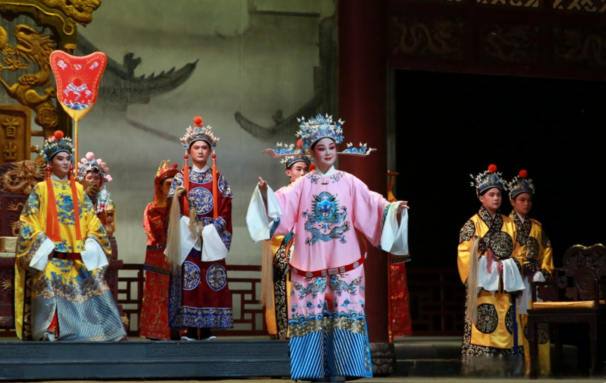 【中国戏曲"像音像"工程——黄梅戏《孟丽君》在安庆石化俱乐部首次