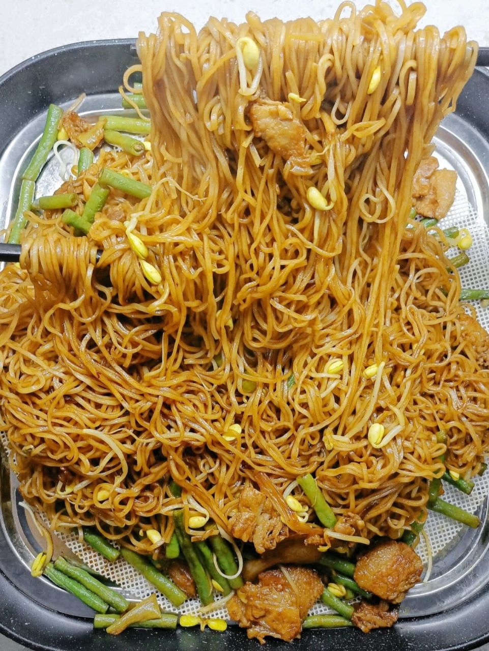 今天分享河南特色蒸卤面,简单家常又好吃,是从小吃到大的味道!