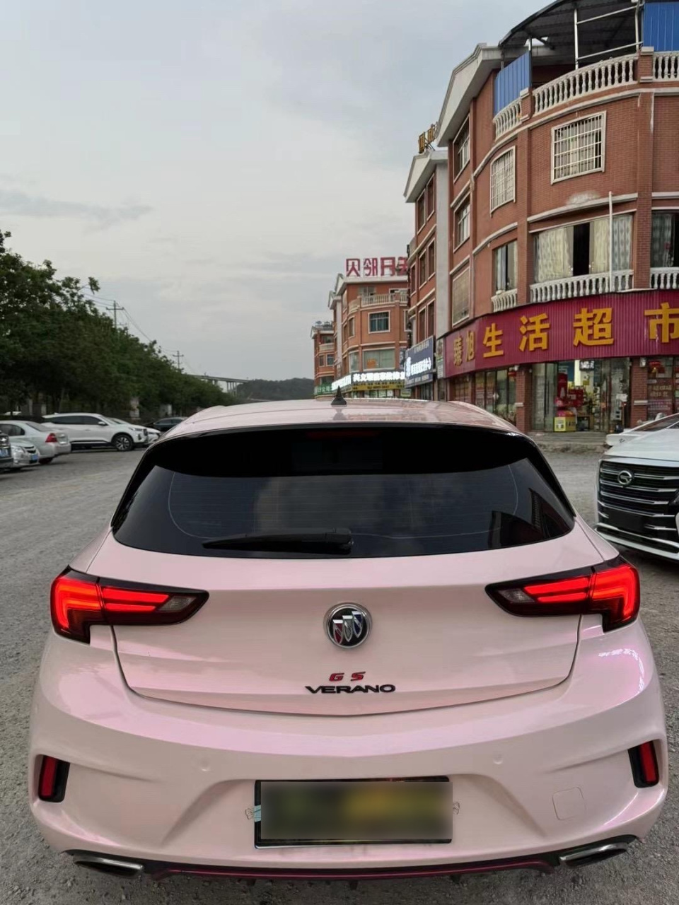 959595新到16款16年上户别克 威朗gs两厢车,双离合运动型,1.