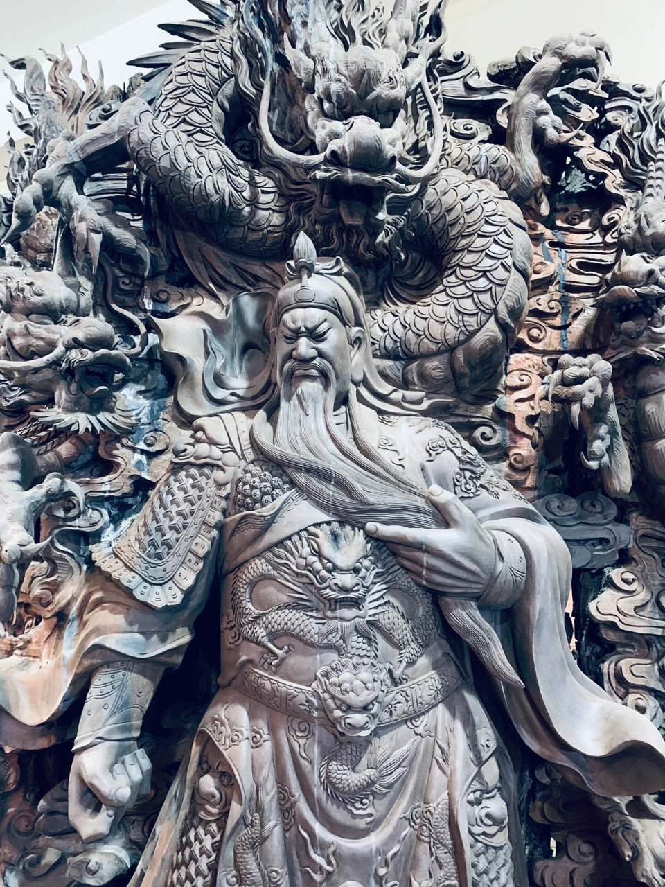 阴沉乌木木雕五龙关公工艺品御龙摆件