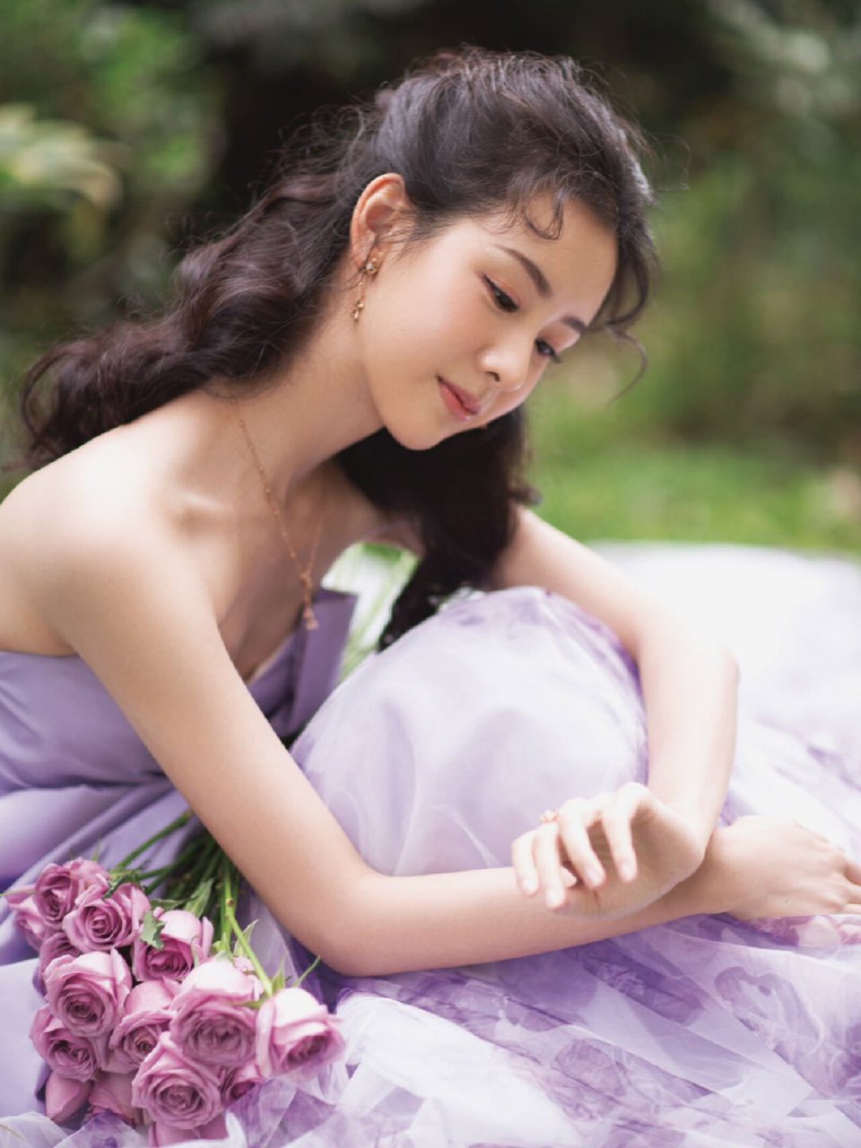 明星写真707 【陈都灵】 参考元素: 外景写真 公主风