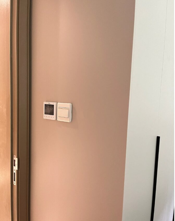 定制衣柜侧面装开关的正确做法,内部如图2 解决小户型卧室衣柜和开关