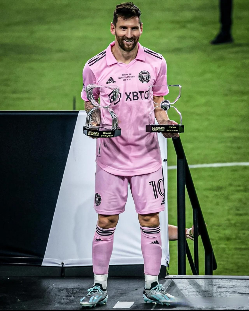 在2023年,即使年过35,c罗和梅西依然用他们惊人的表现证明,年龄不过是