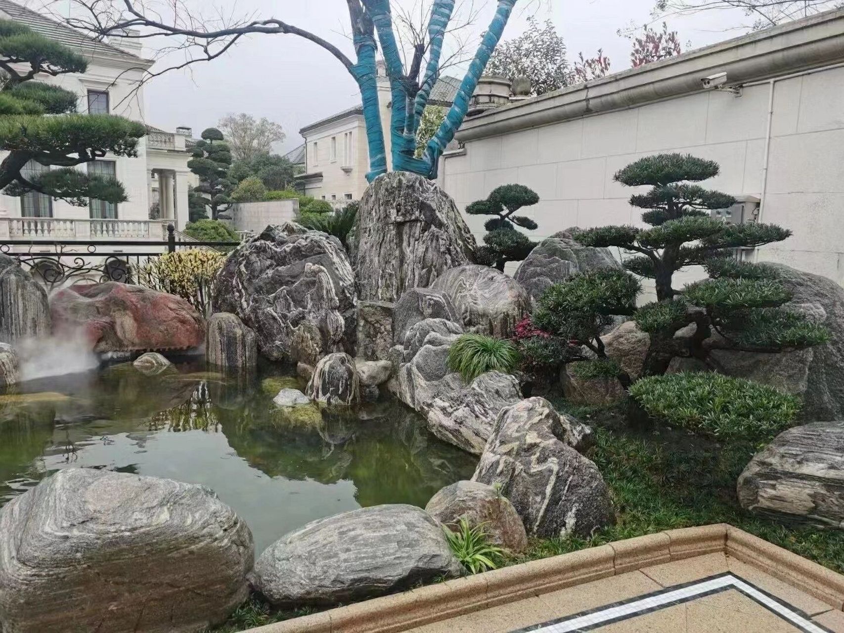 庭院里的小假山-泰山石系列