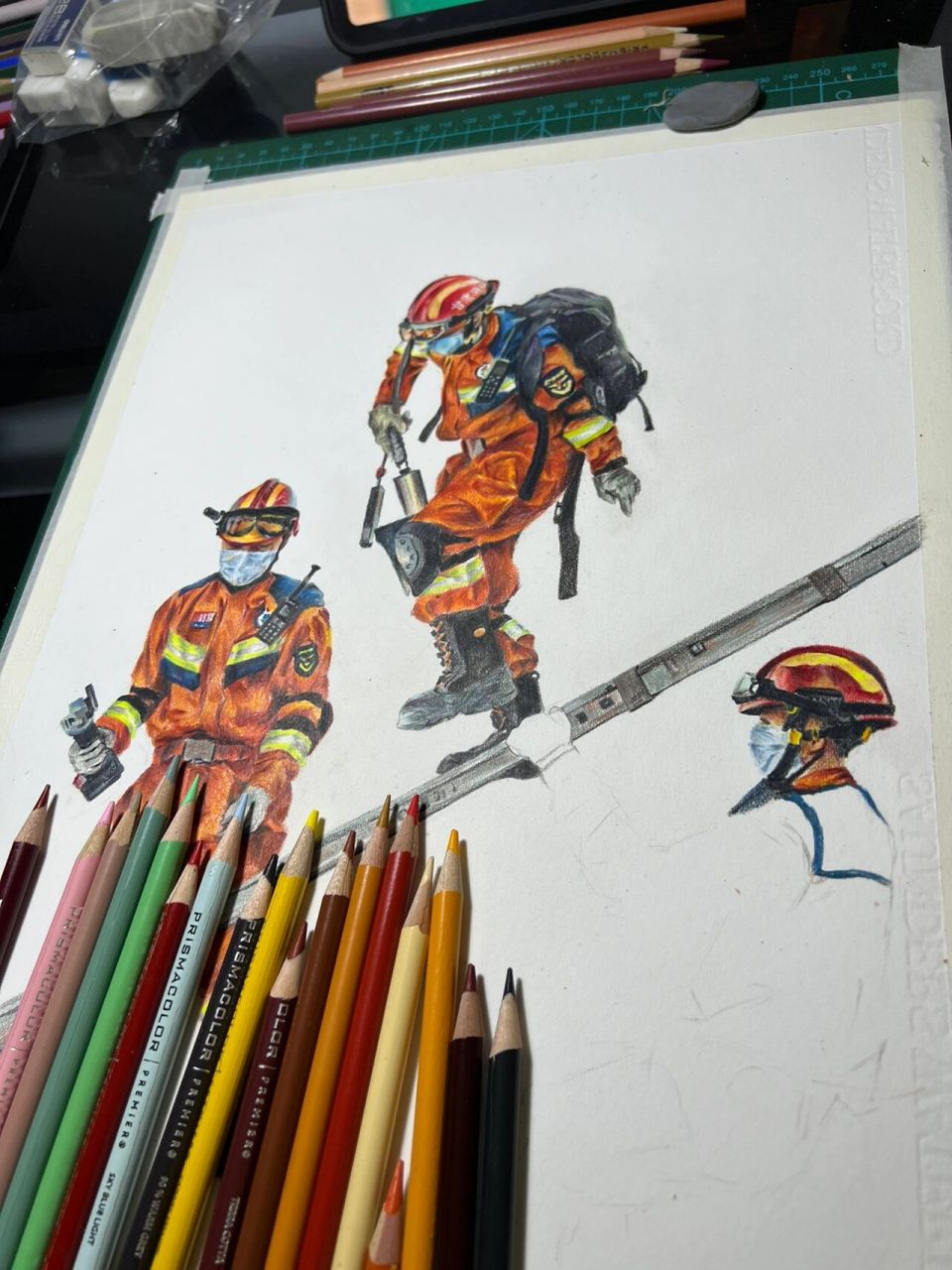 怎么画消防员彩铅图片