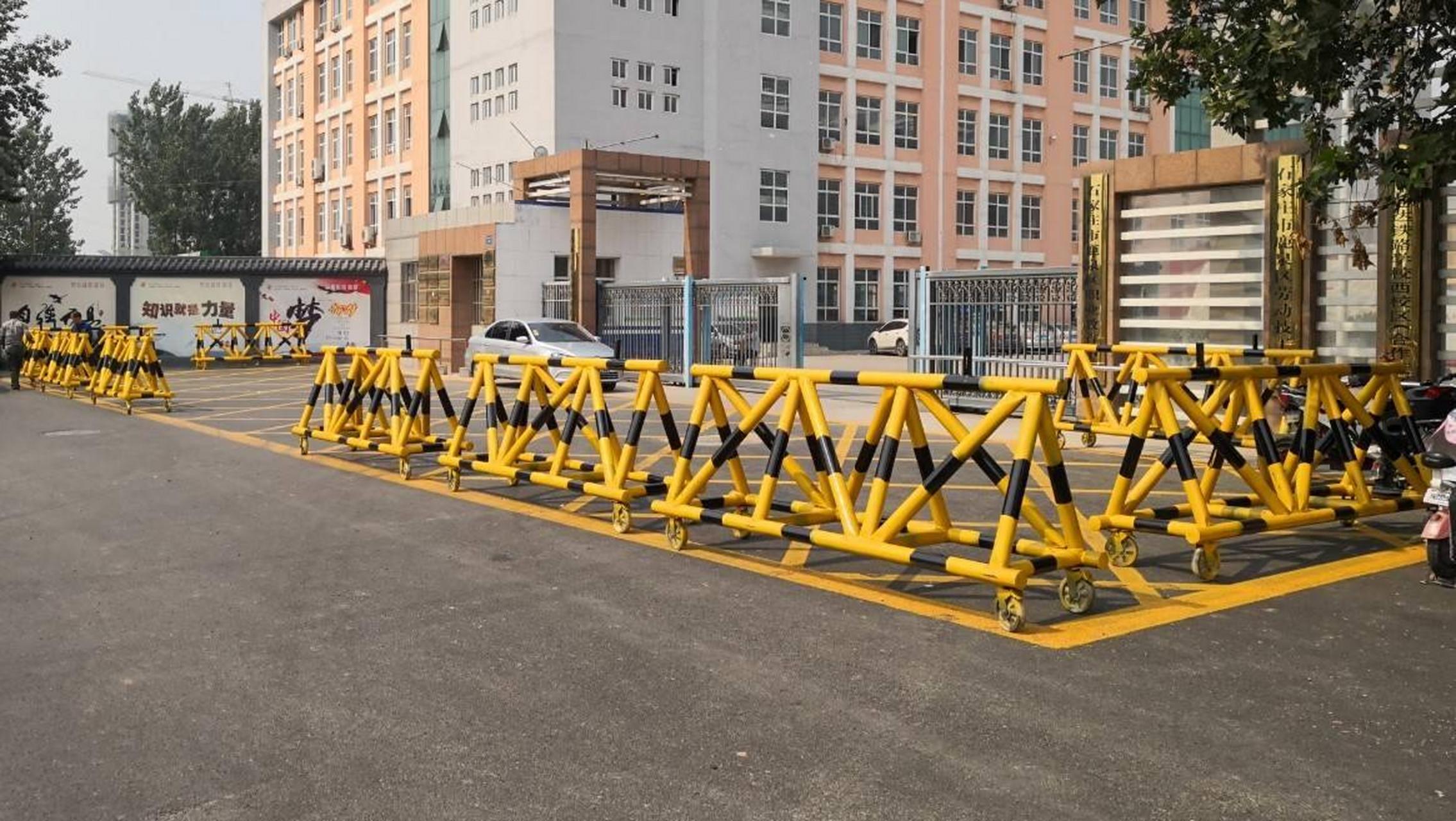防冲撞护栏移动拒马挡车挡人拒马围栏 主要是大量用在学校,幼儿园