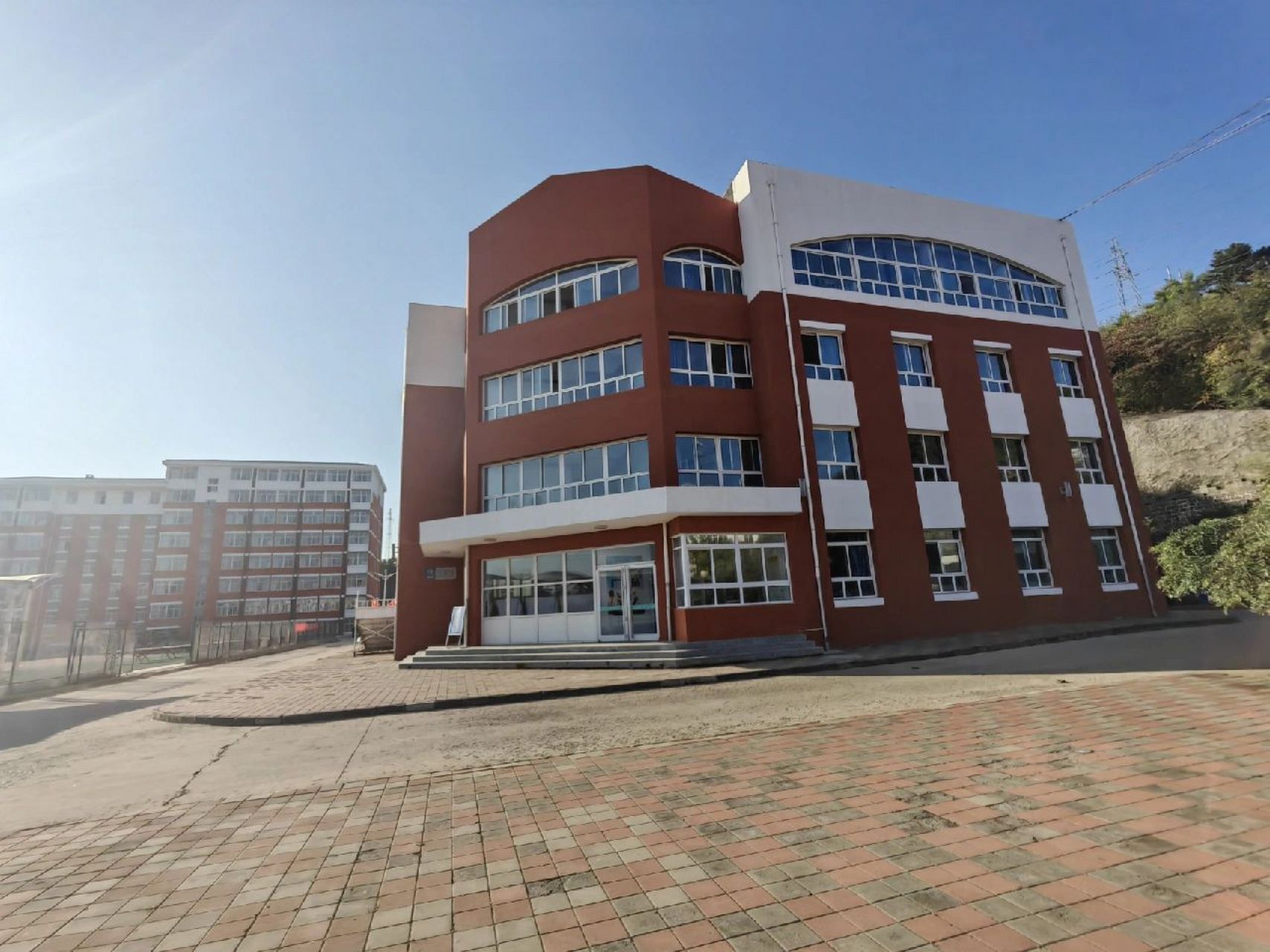 承德护理职业学院 承德护理职业学院