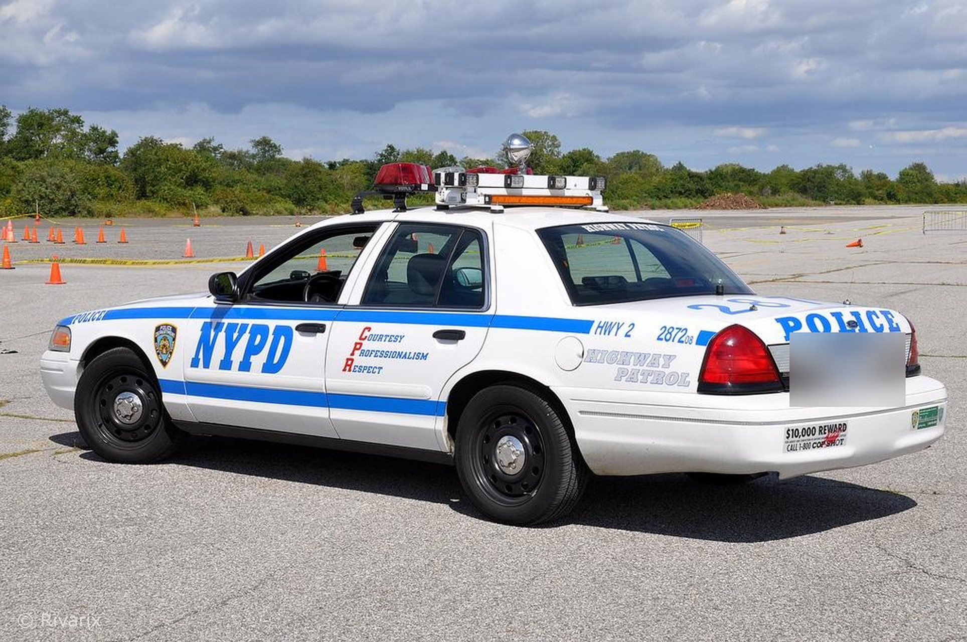 福特探险者 福特维多利亚皇冠警车