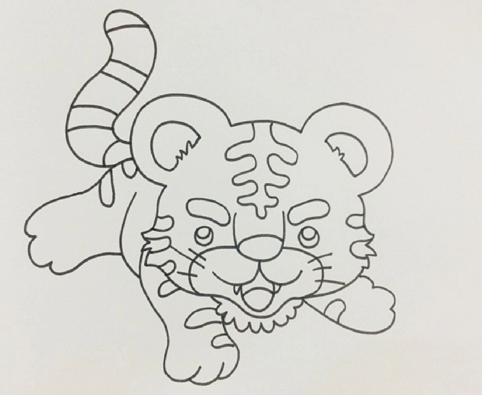 简笔画 9393有一只老虎住在森林里,它已经很老了,不能捉小动物了