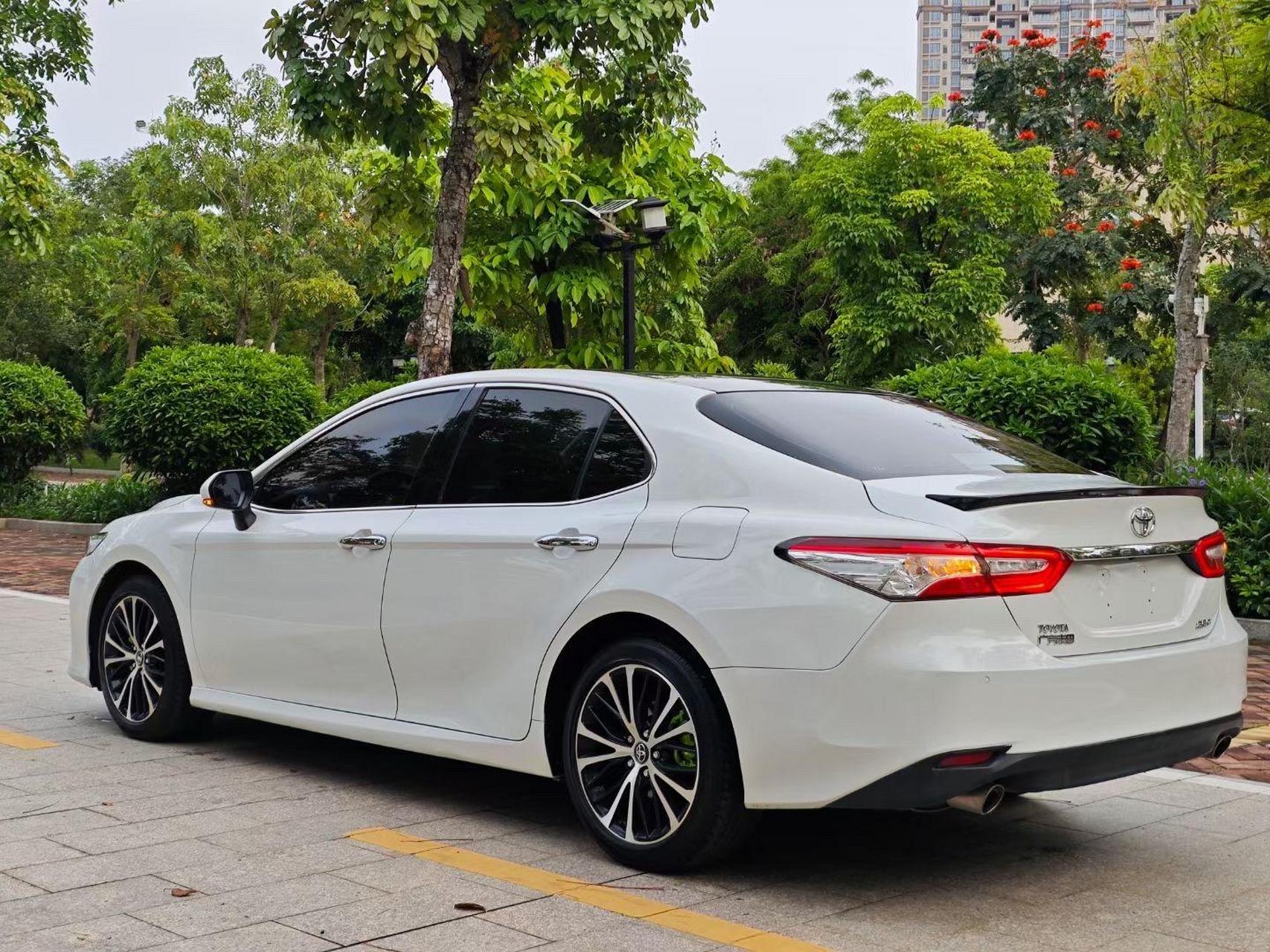 18年八代凯美瑞2.