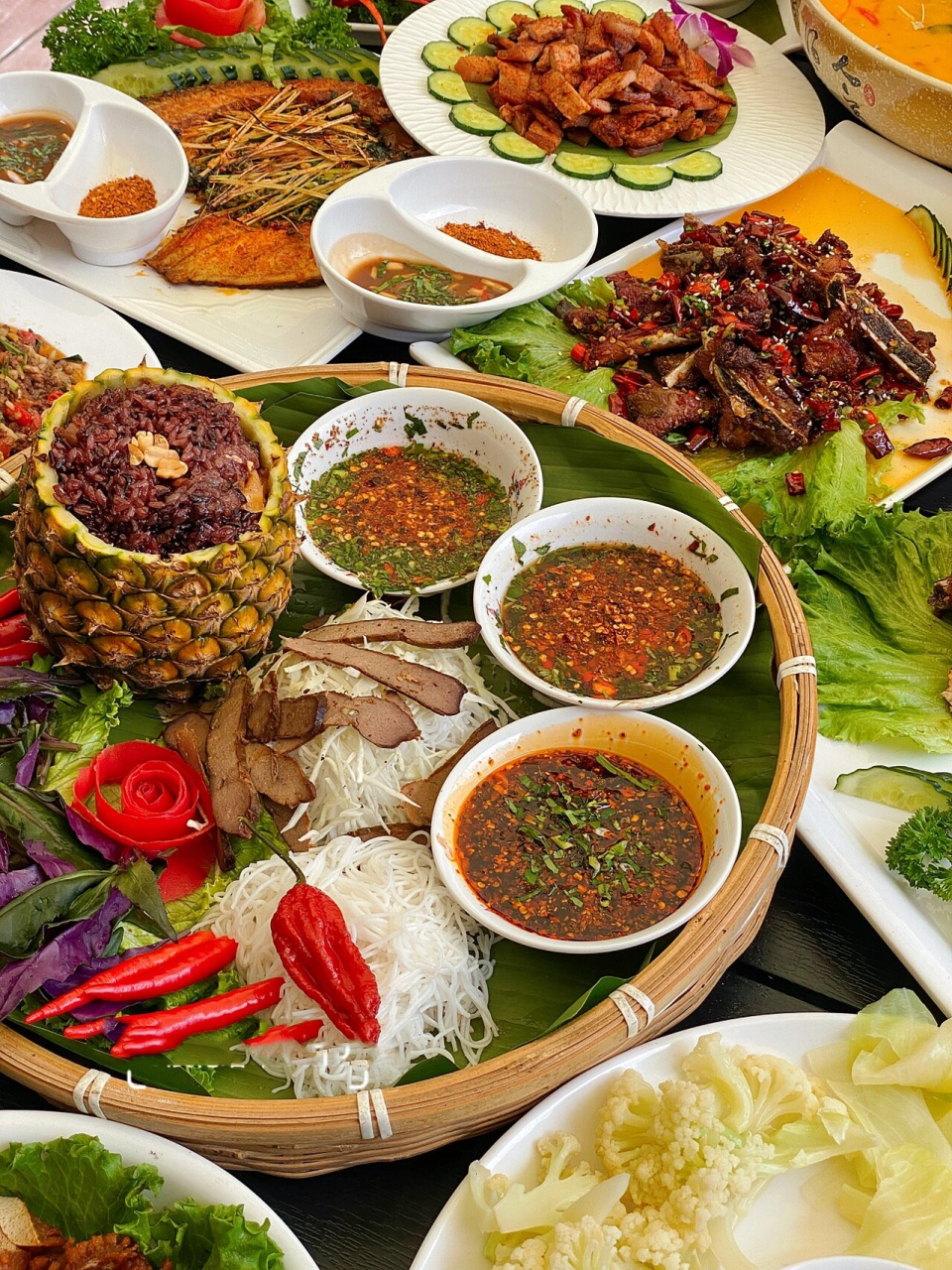 云南特色美食看这里✅正宗德宏菜手抓饭 这一次来这里吃德宏菜 傣味