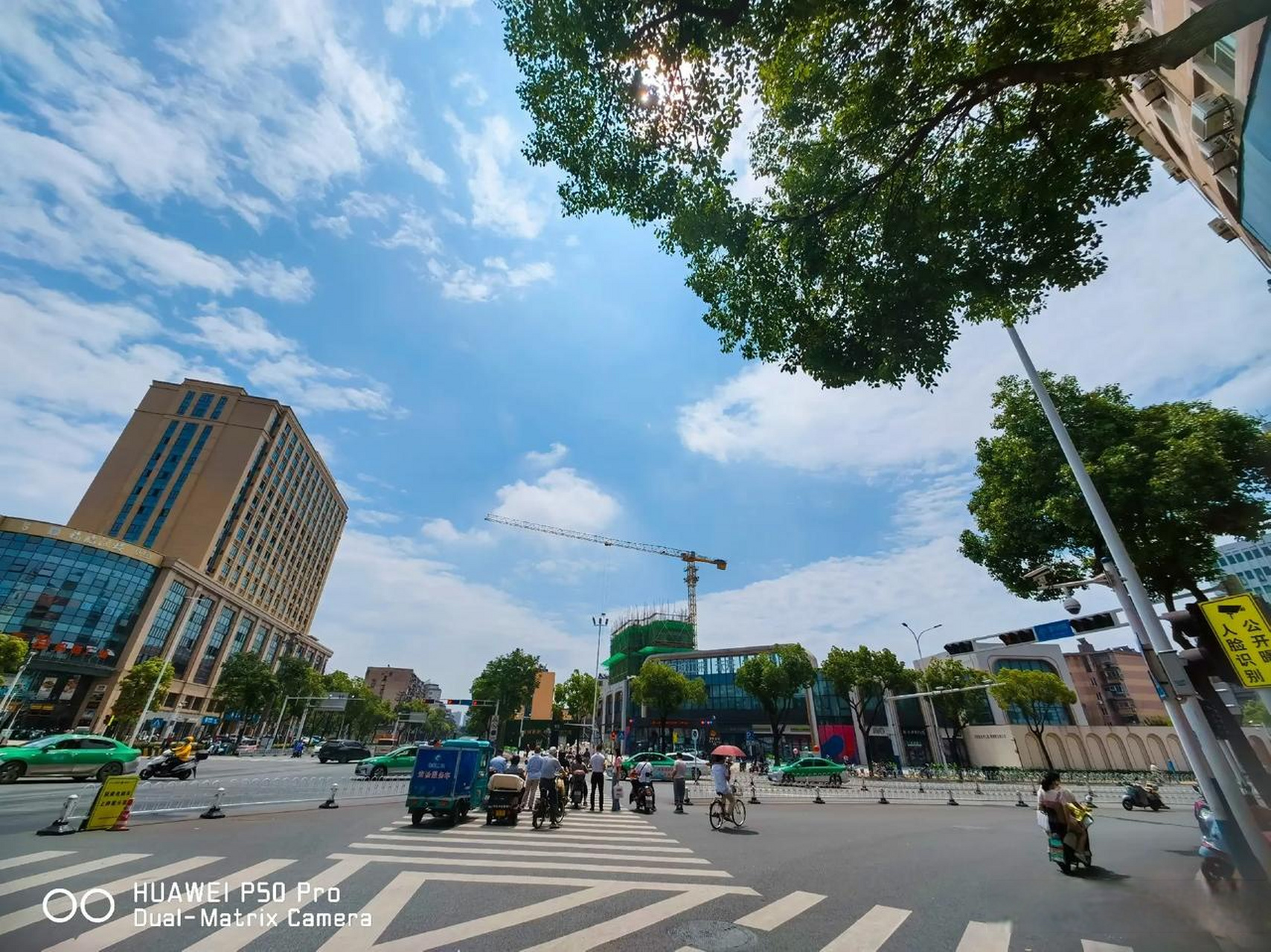 随手拍一张天空照 新地标安庆之星或高达230米!