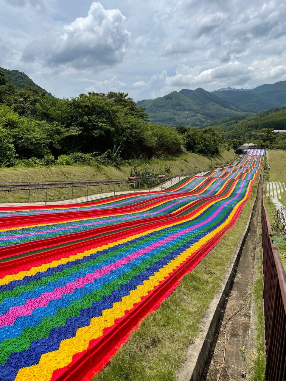 十里蓝山一日游图片