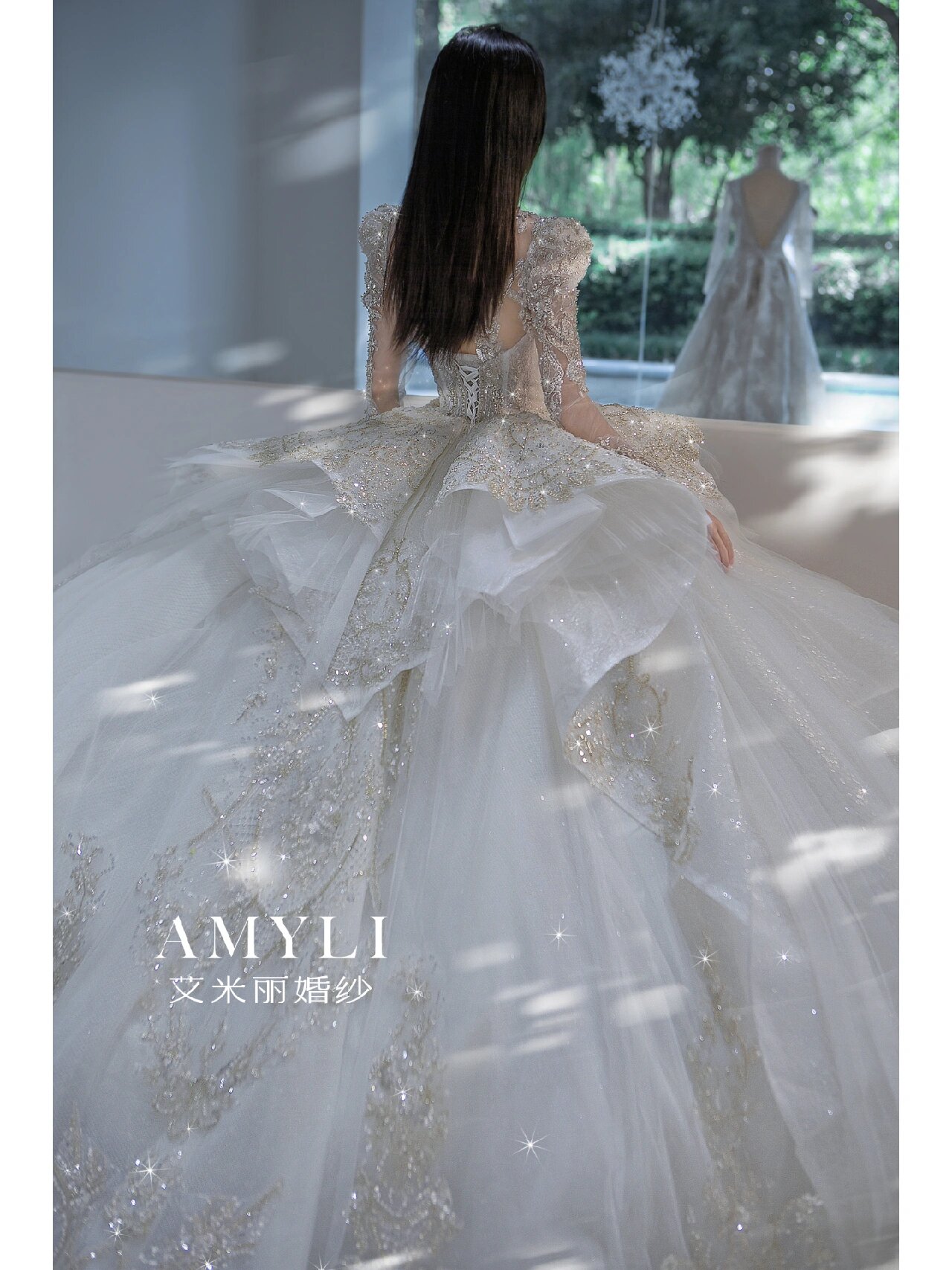 美到极致的婚纱背影