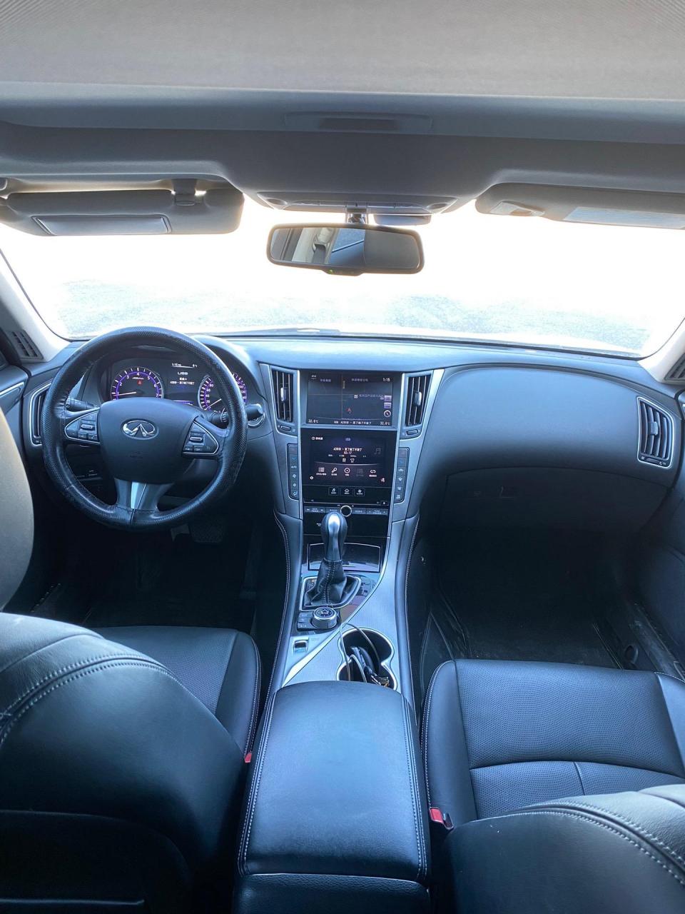 17年英菲尼迪q50l 2.