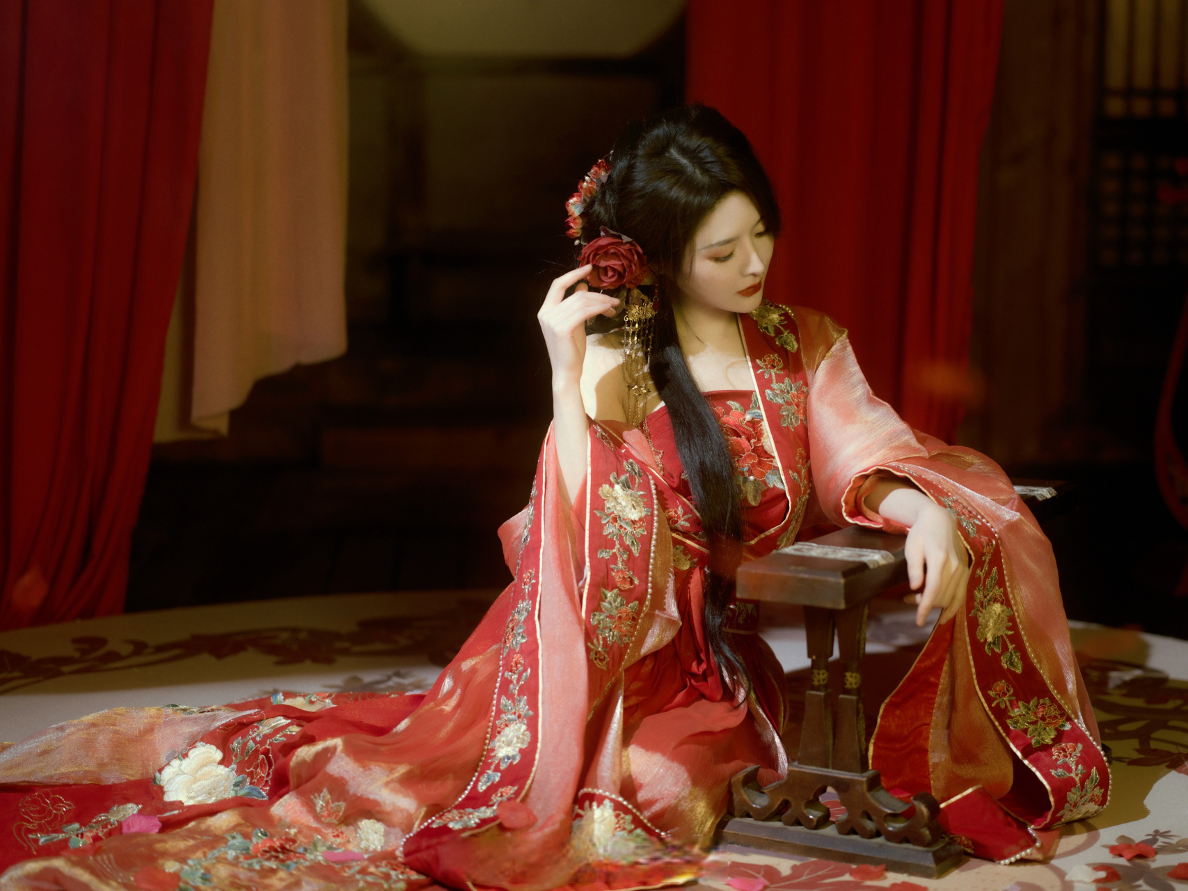 莫寒# 一袭红妆为谁舞.