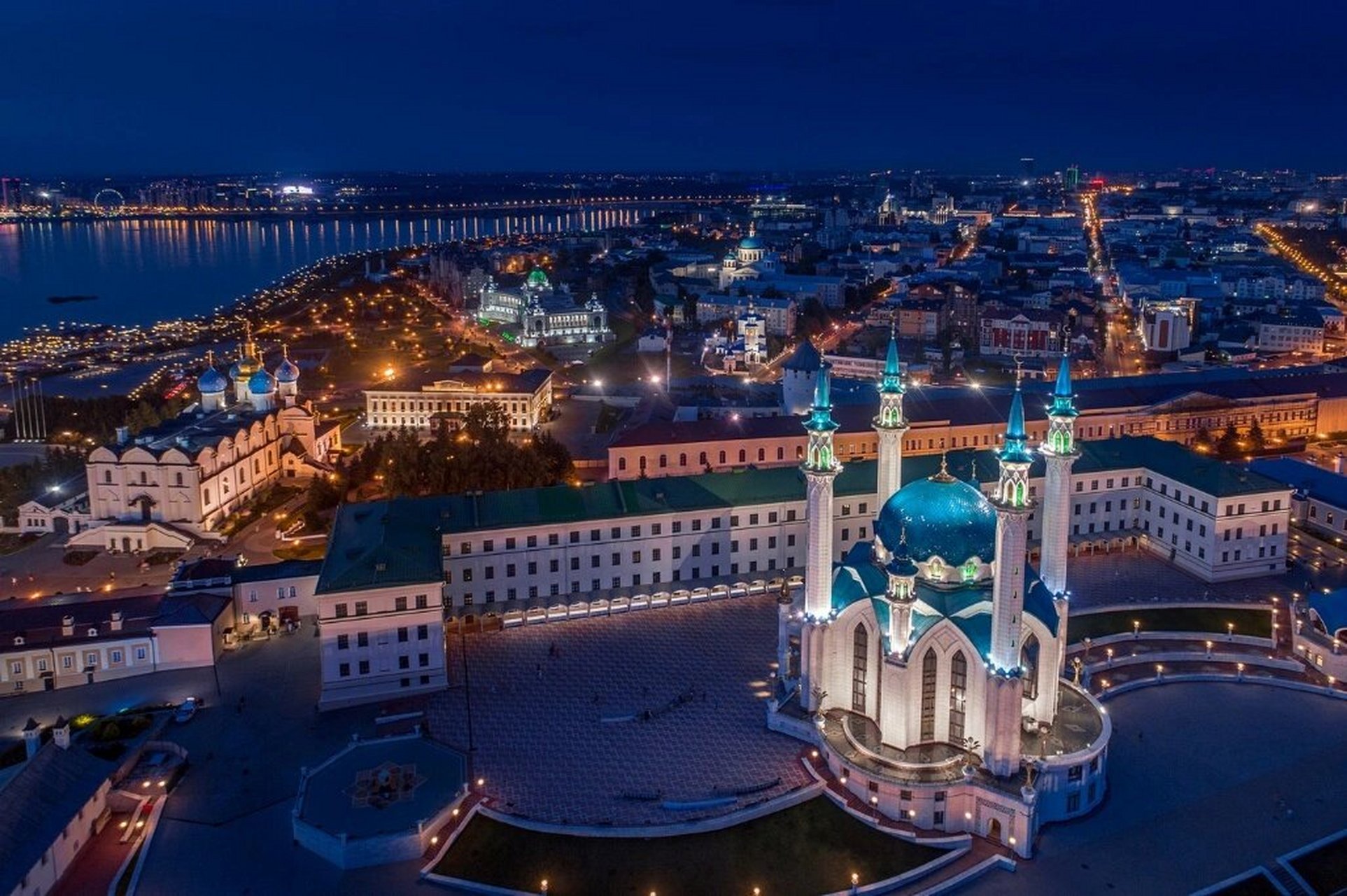 俄罗斯公派留学城市推荐:喀山 来一起欣赏一下俄罗斯喀山的夜景!