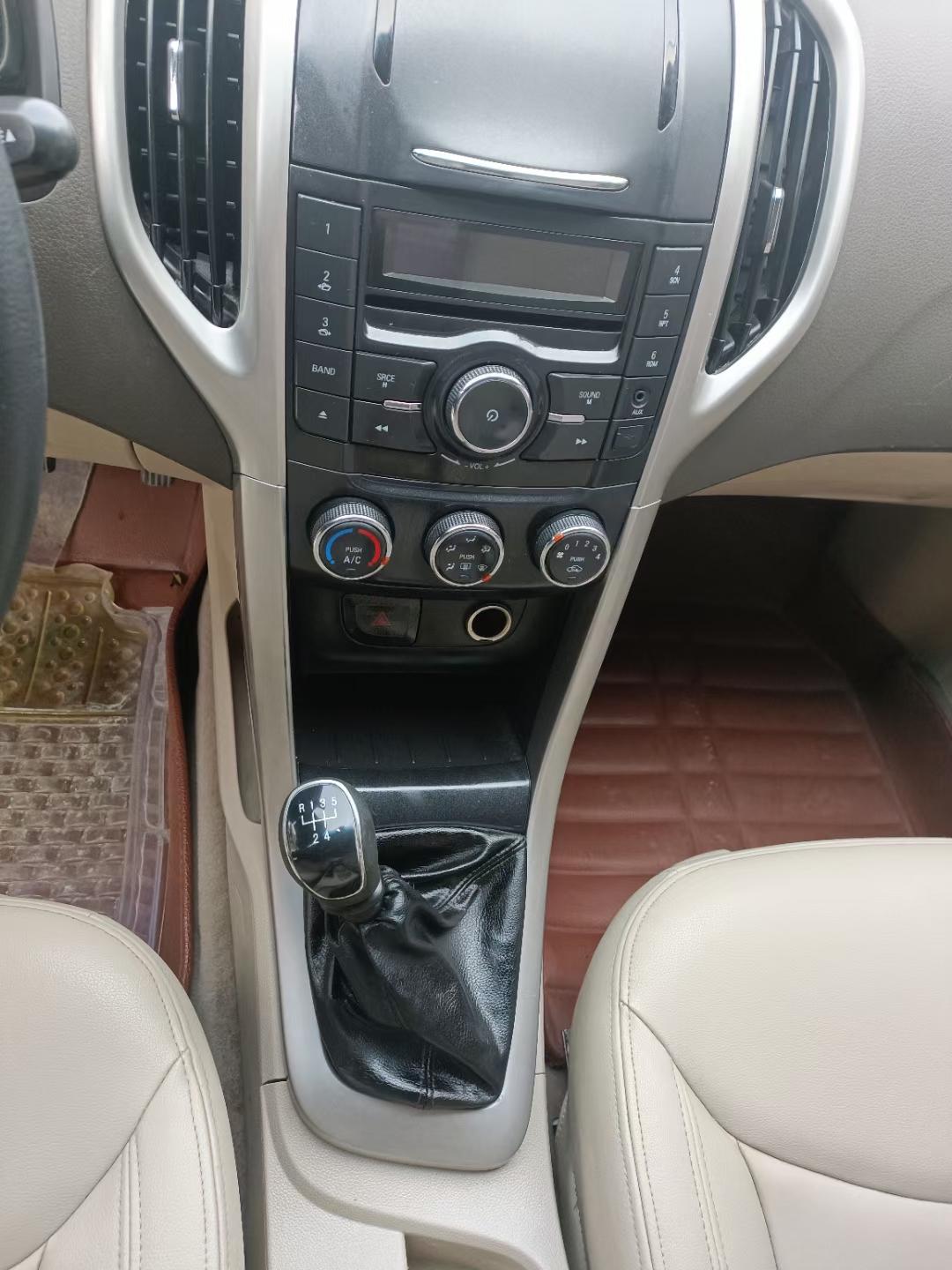 老铁们好,到店15年宝俊630,手动,原板当地一手车,实表行驶7