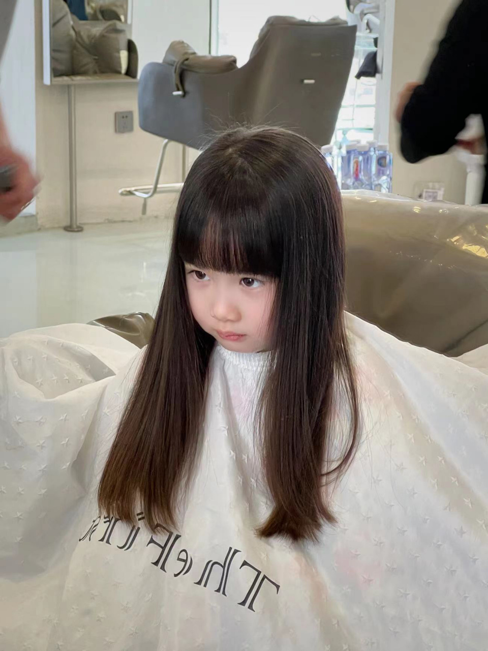 儿童齐刘海发型扎起图片