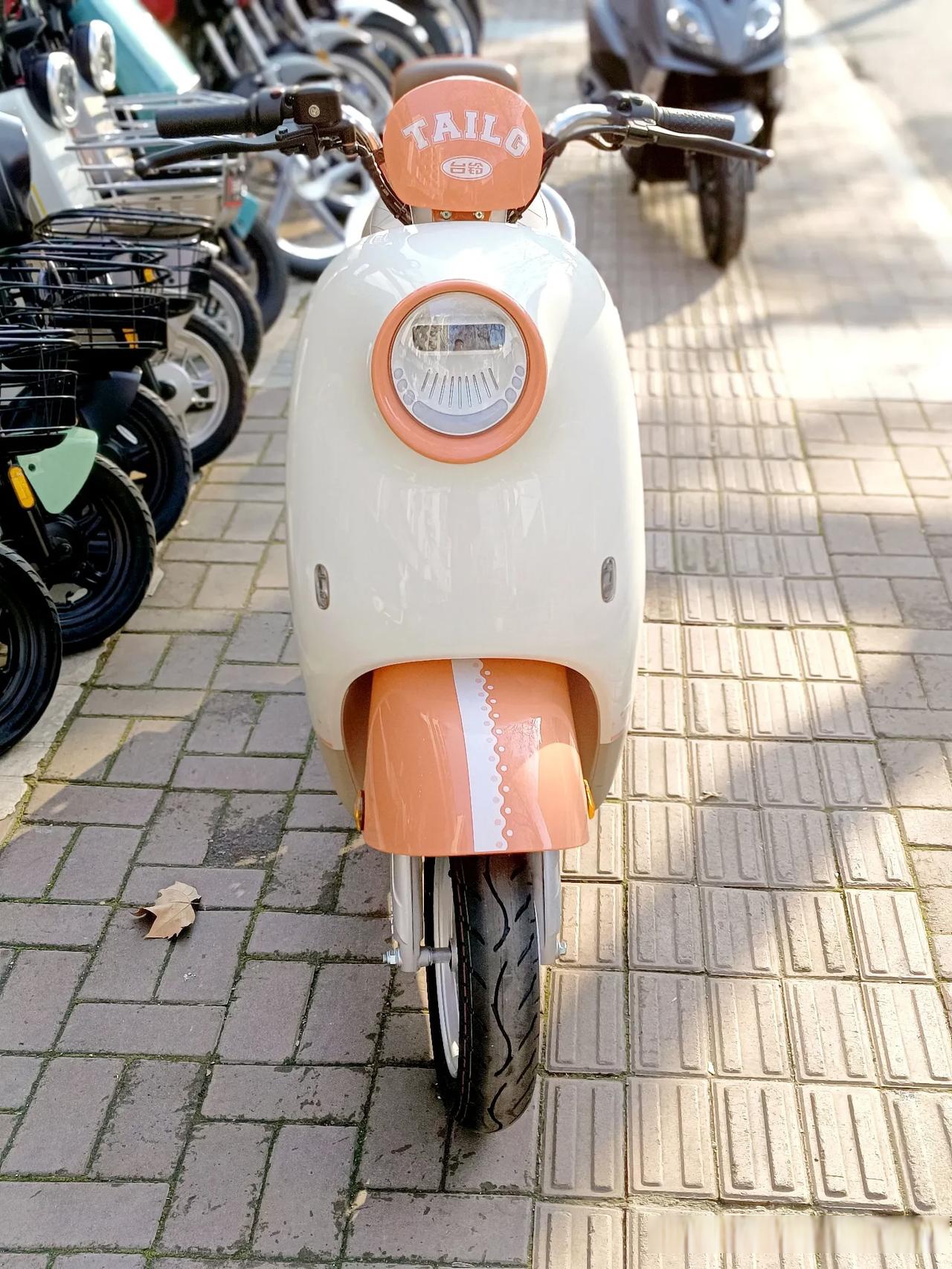 我虽然是卖电动车的,但是我从来不排挤任何行业