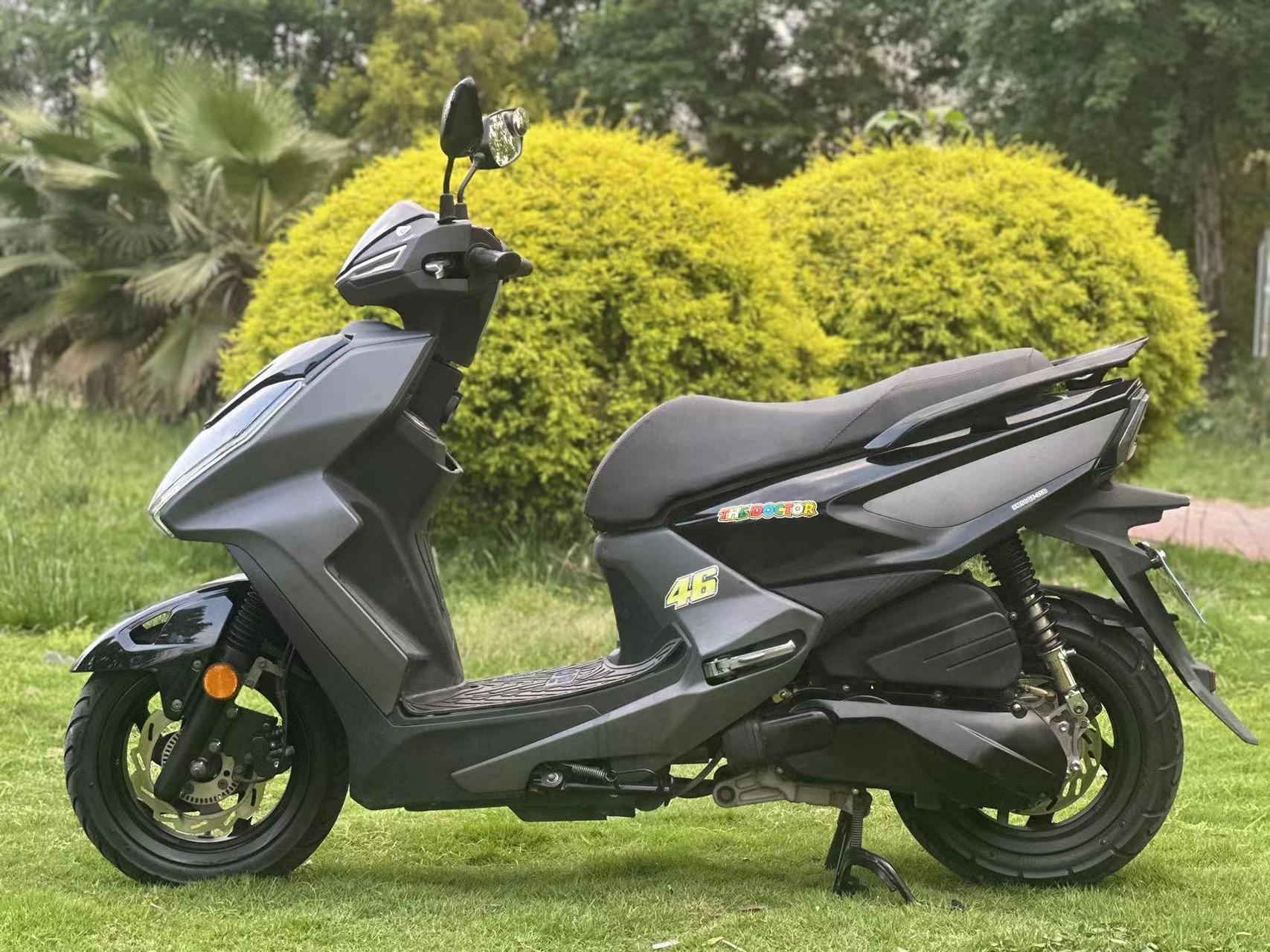 三阳火凤凰.蓝牌摩托车