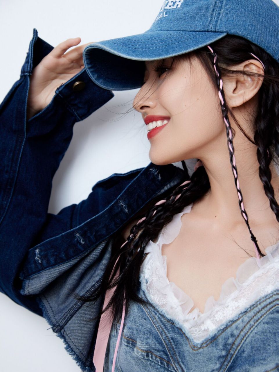 风格:运动,牛仔,潮酷,时尚90 - 用肆意洒脱的灵动 演绎性感与随意