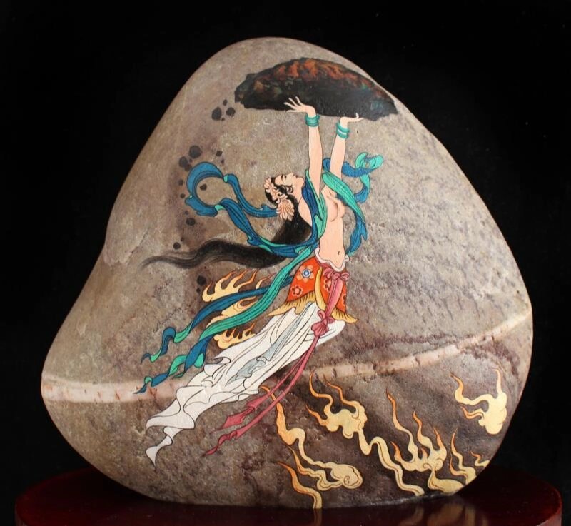 手绘石头画女娲补天图中国神话故事人物绘画 石头画-女娲补天,炼石