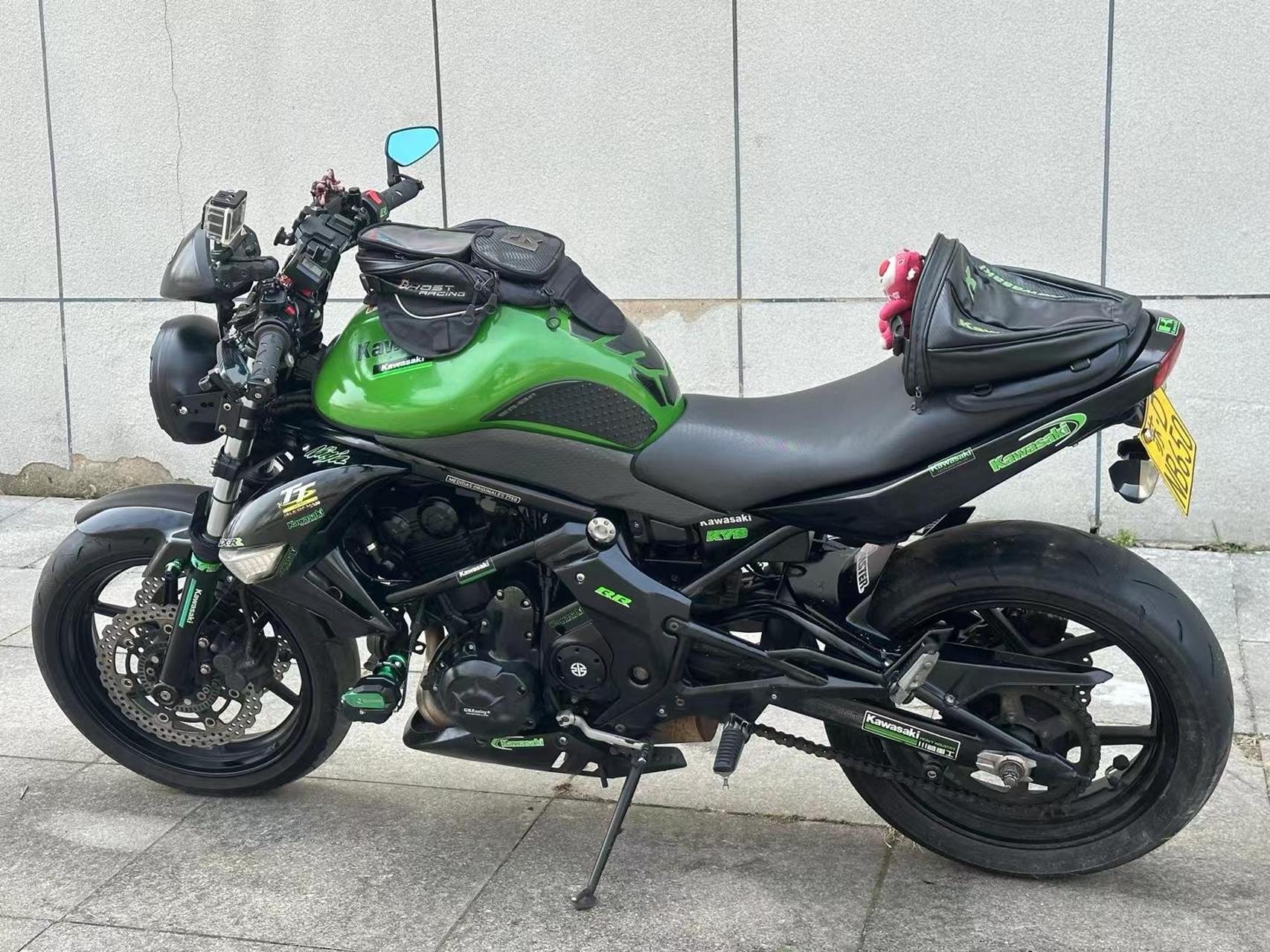 1580090精品川崎er6n摩托车 双.