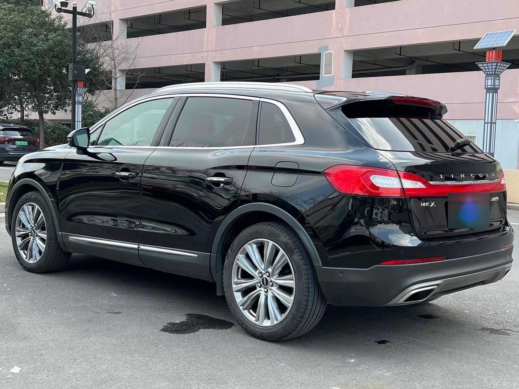 88万元 新到17款16年11月上牌林肯mkx四驱尊耀版,安全行驶11.