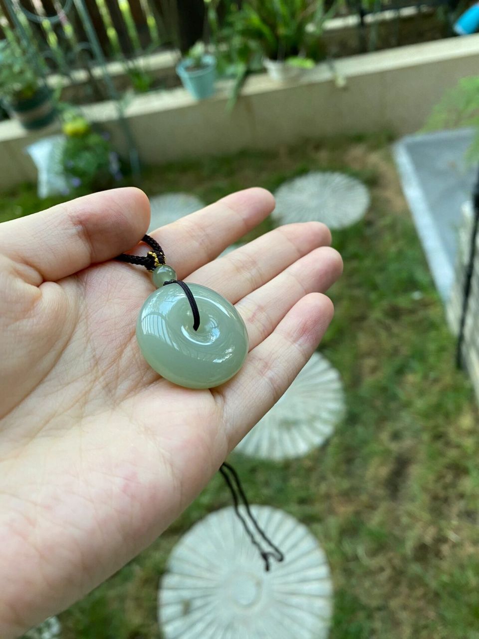 斥巨资买的乳化玻璃仿和田玉到了 最近有点忙,今天才有空把到了好几天