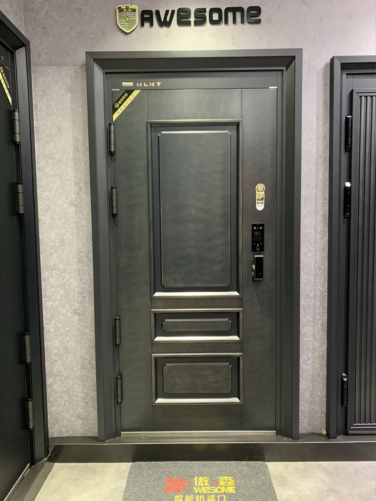 防盗门选这家 今天去莱山区美迎美家建材馆一楼傲森防盗门去看了下