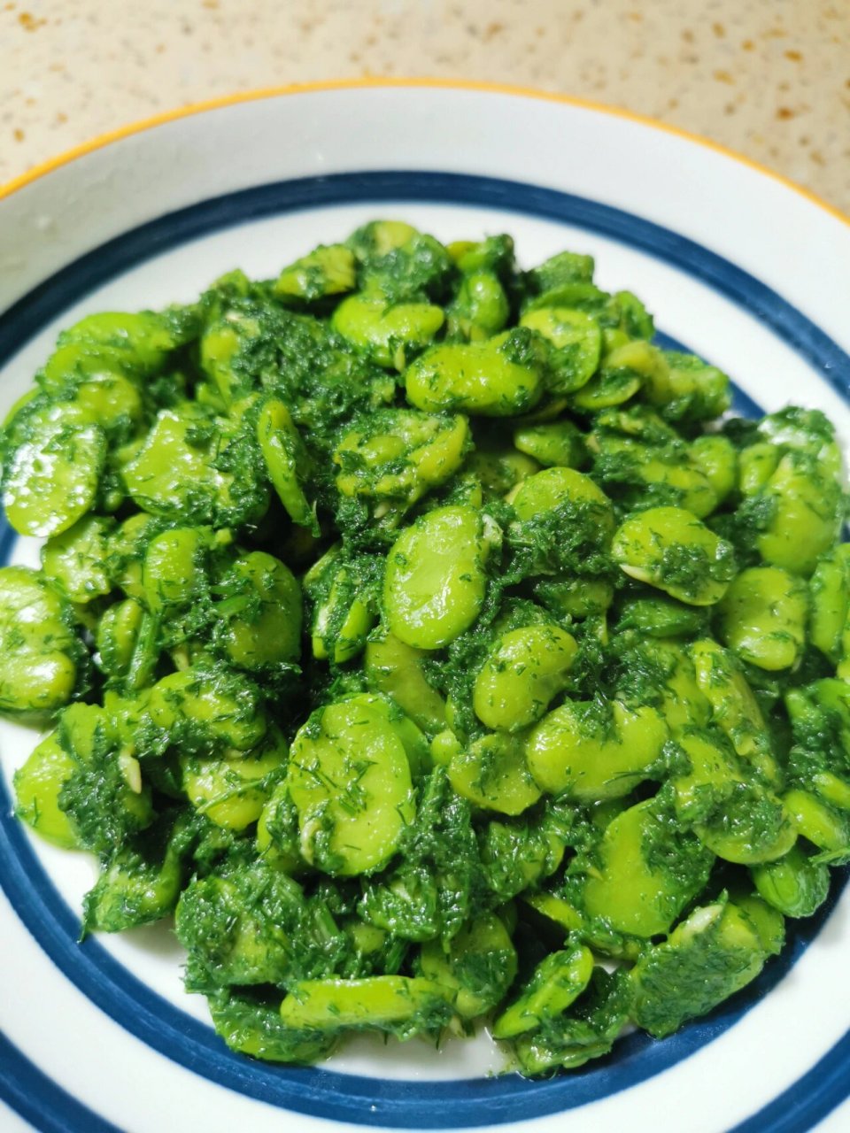 让茴香蚕豆惊艳你的味蕾 这是一道属于春天的菜,错过要等一年哦!