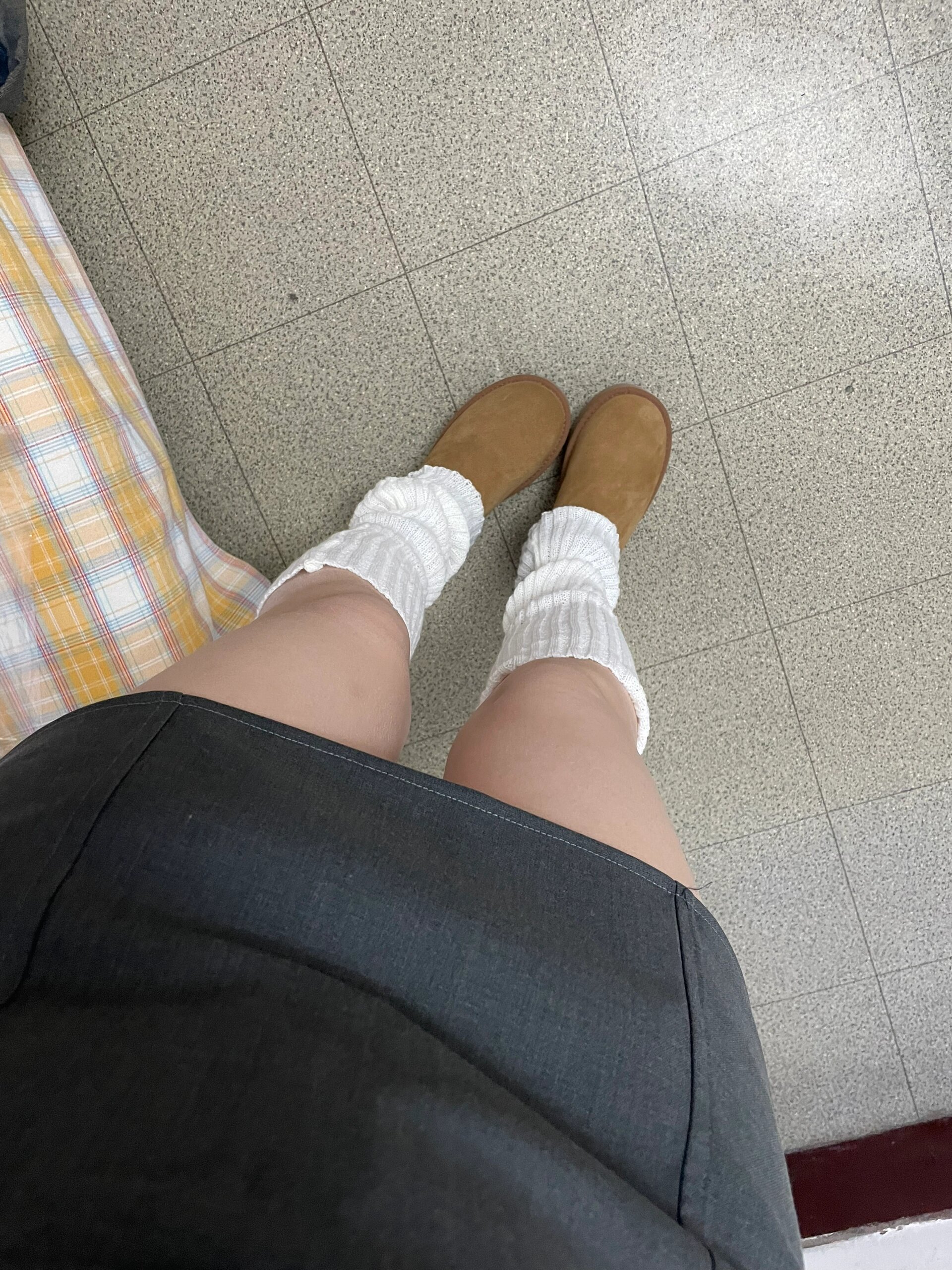 ugg穿不进去怎么办