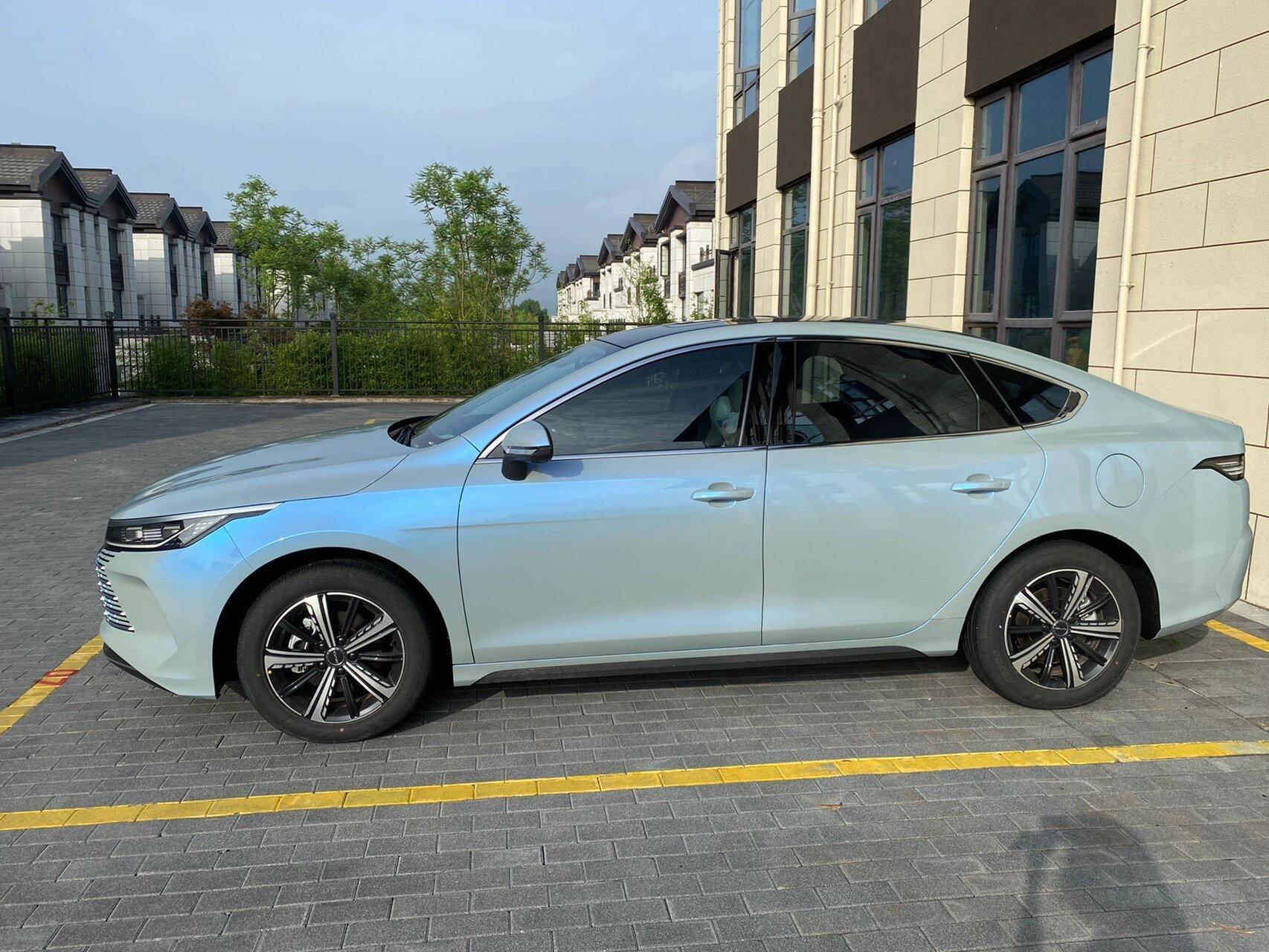 驱逐舰05梦幻岩石灰全车改色膜 可全国包安装,需要可以联系.